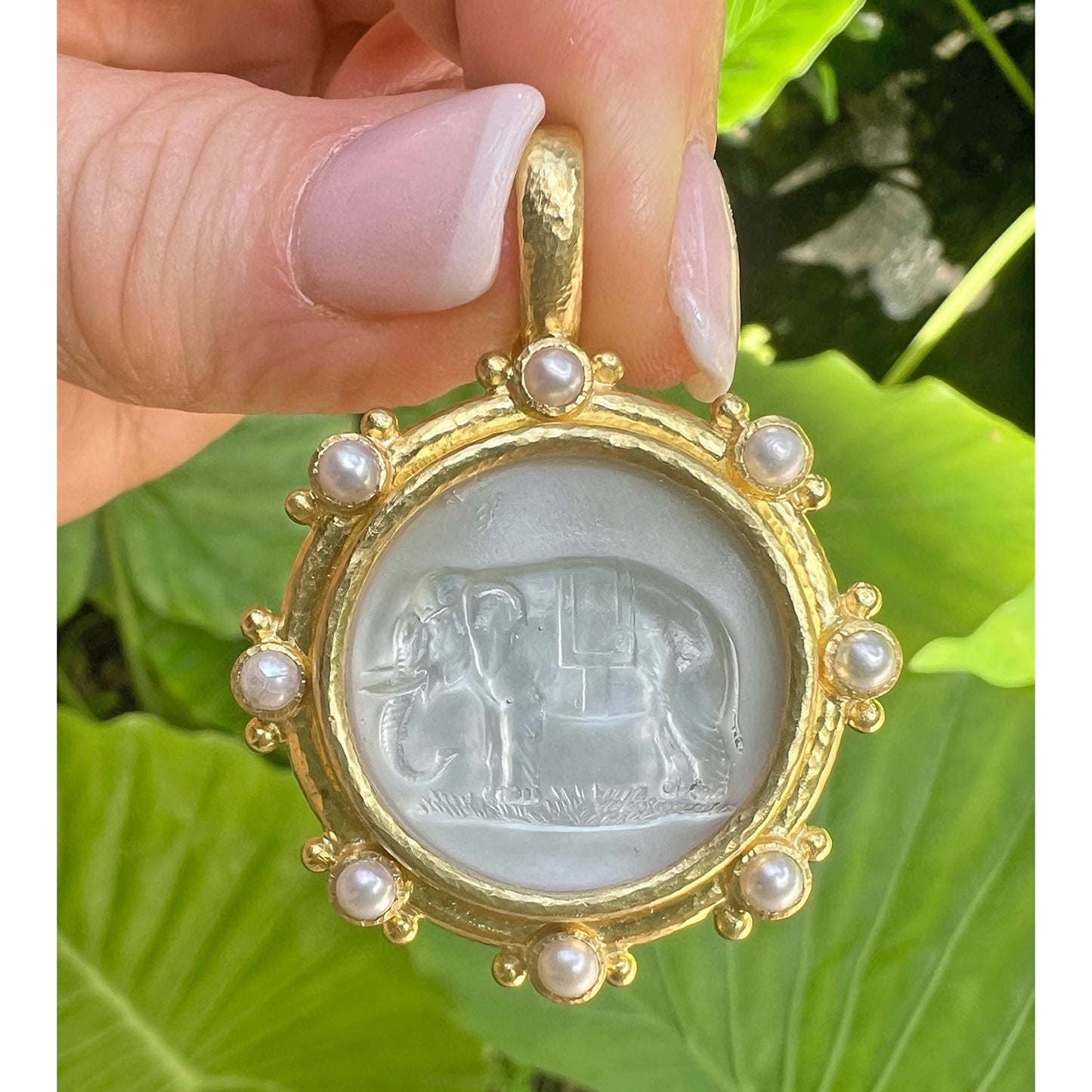 Elizabeth Locke - 19k Yellow Gold Venetian Glass Elephant Intaglio Pendant