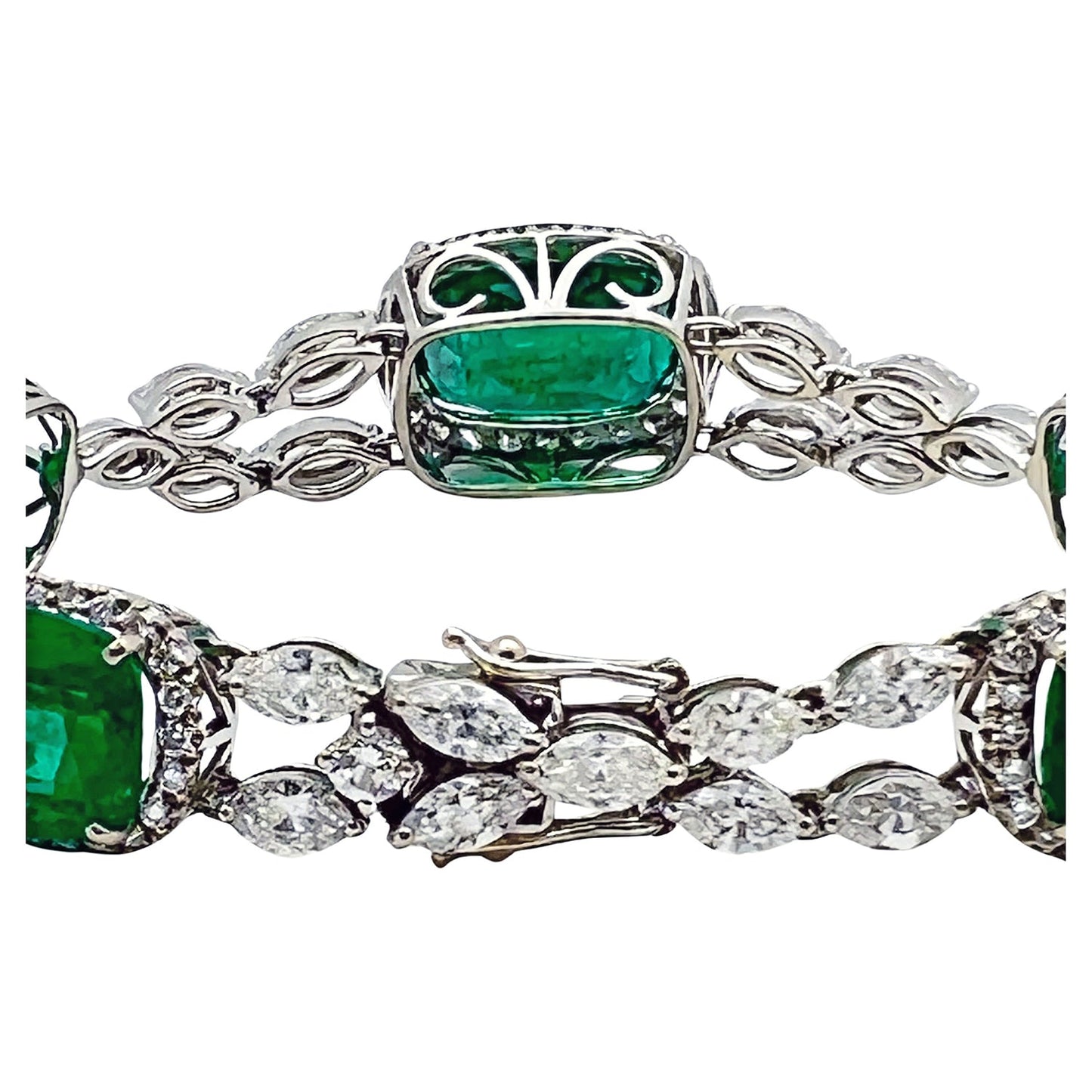 Estate Collection - 18k White Gold 35 Carat Emerald Diamond Bracelet