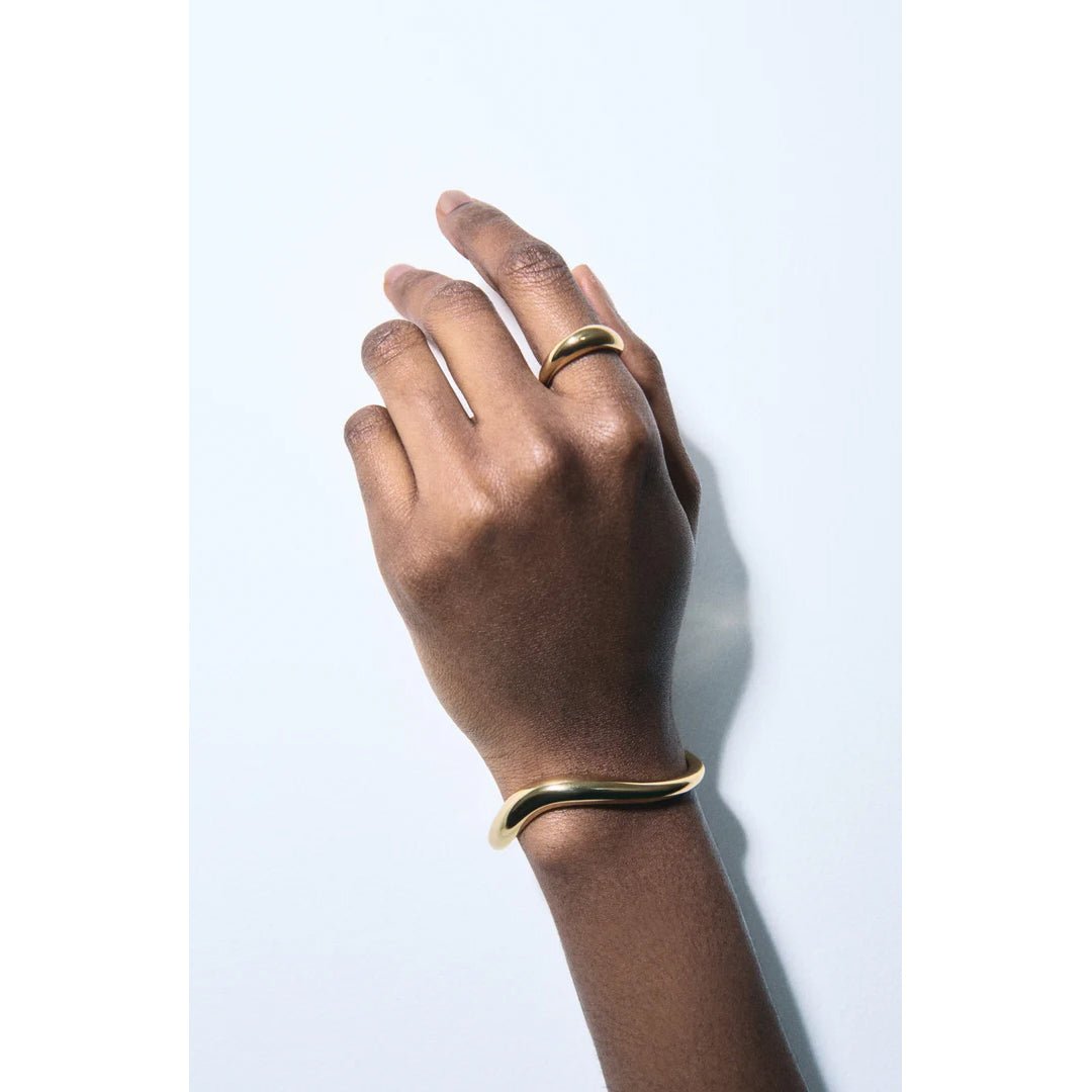 Fernando Jorge - 18k Yellow Gold Bold Stream Wave Bracelet