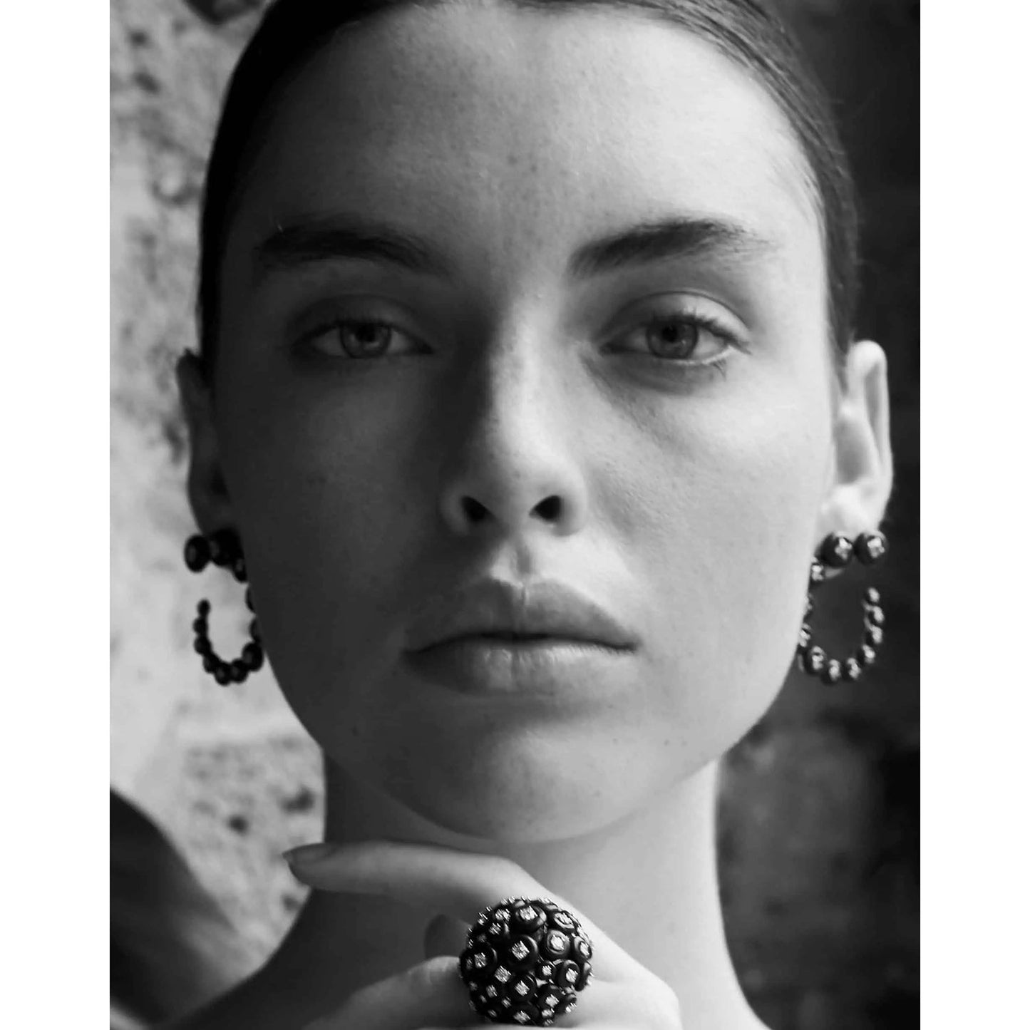 Fernando Jorge - Diamond Horn Surrounding Large Circle Earrings