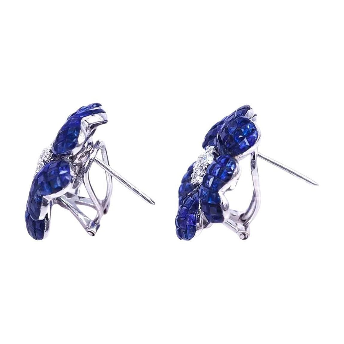Greenleaf & Crosby - Medium Invisibly - Set Sapphire Diamond Flower Earrings