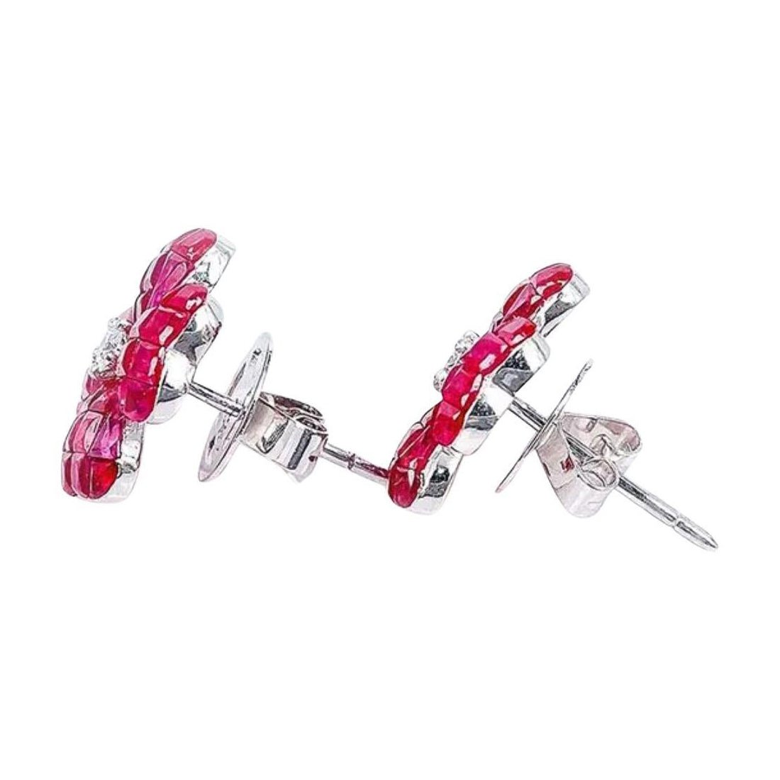 Greenleaf & Crosby - Small Invisibly - Set Ruby Diamond Clover Earrings