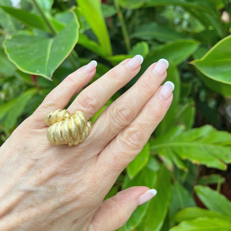 Henry Dunay - 18k Yellow Gold Rope - Twist Knot Cocktail Ring