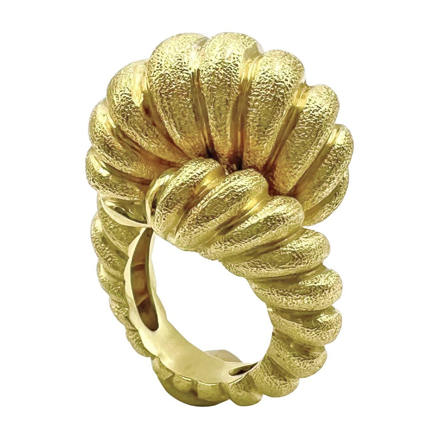Henry Dunay - 18k Yellow Gold Rope - Twist Knot Cocktail Ring