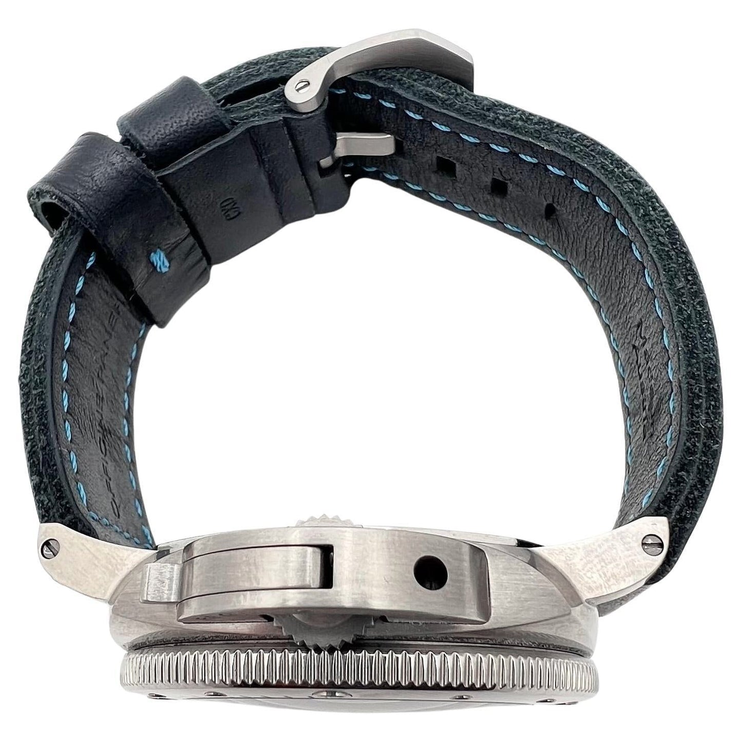 Panerai - Pre - Owned Submersible BMG - TECH 47mm (PAM00692)