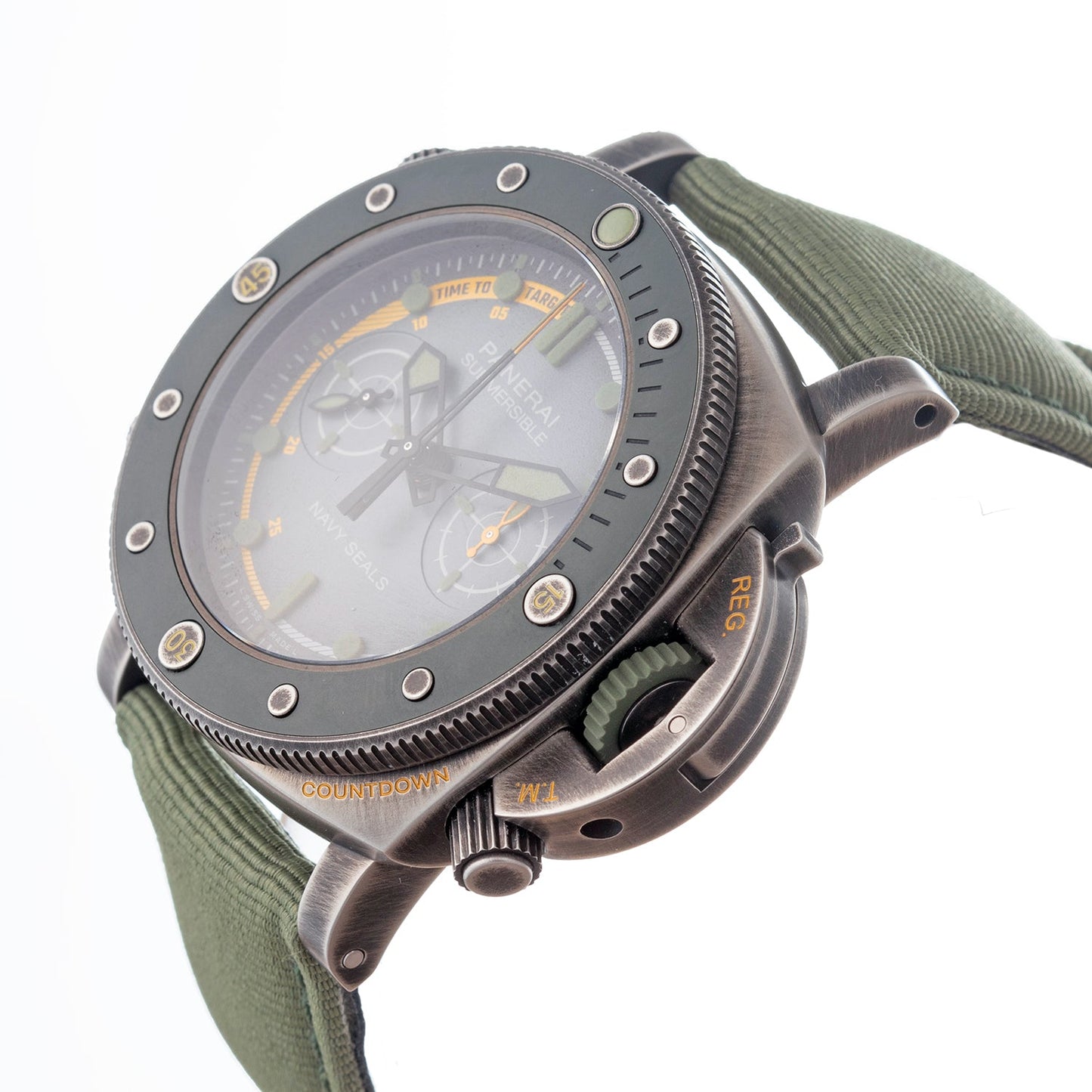 Panerai - Pre - Owned Submersible Navy SEALs Experience (PAM01402)