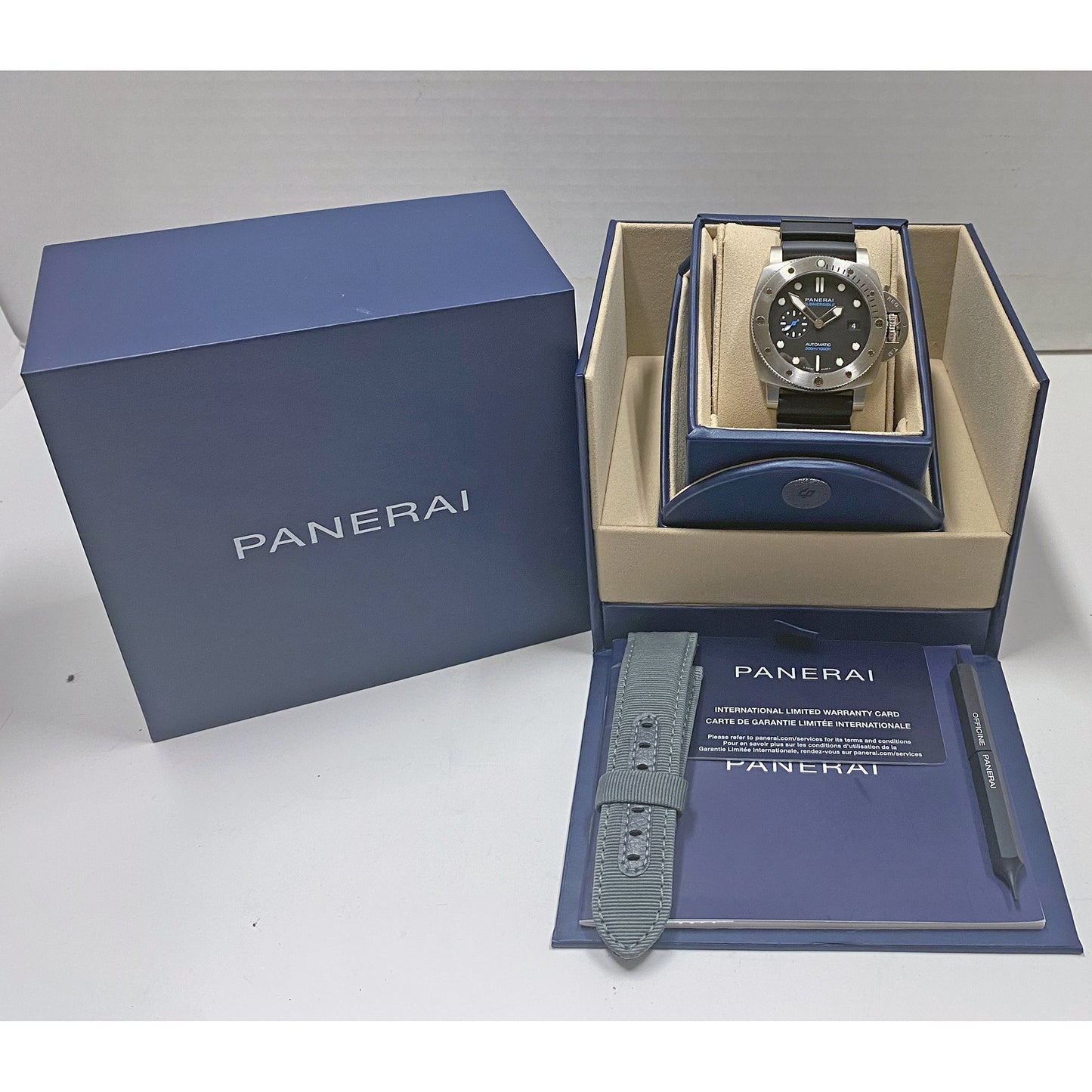 Panerai - Pre - Owned Submersible QuarantaQuattro (PAM01229)