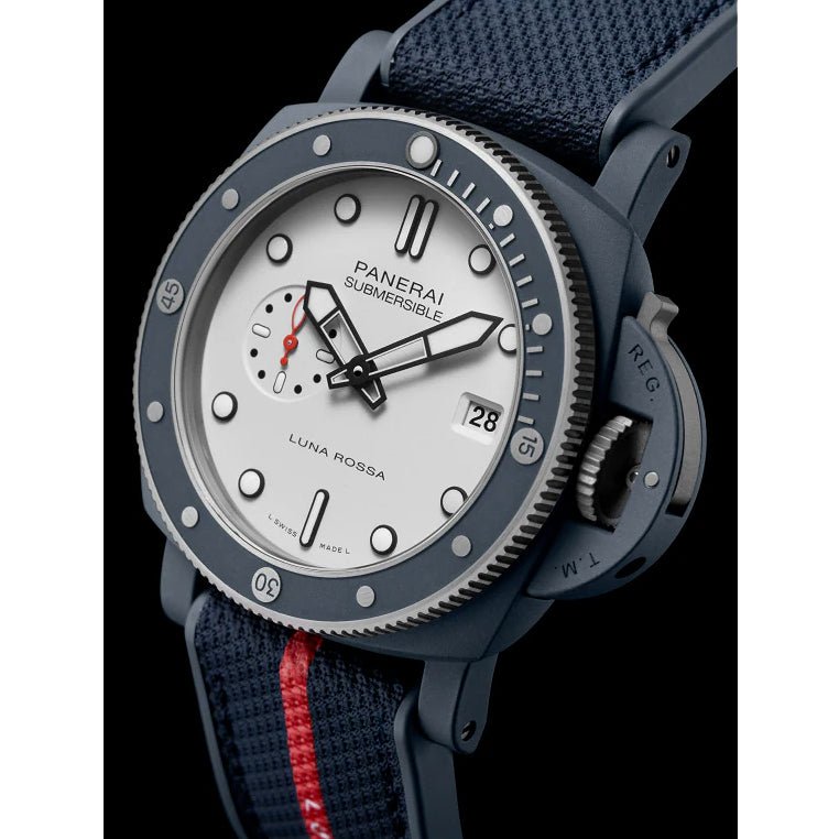 Panerai - Submersible QuarantaQuattro Luna Rossa Ti-Ceramitech (PAM01543)