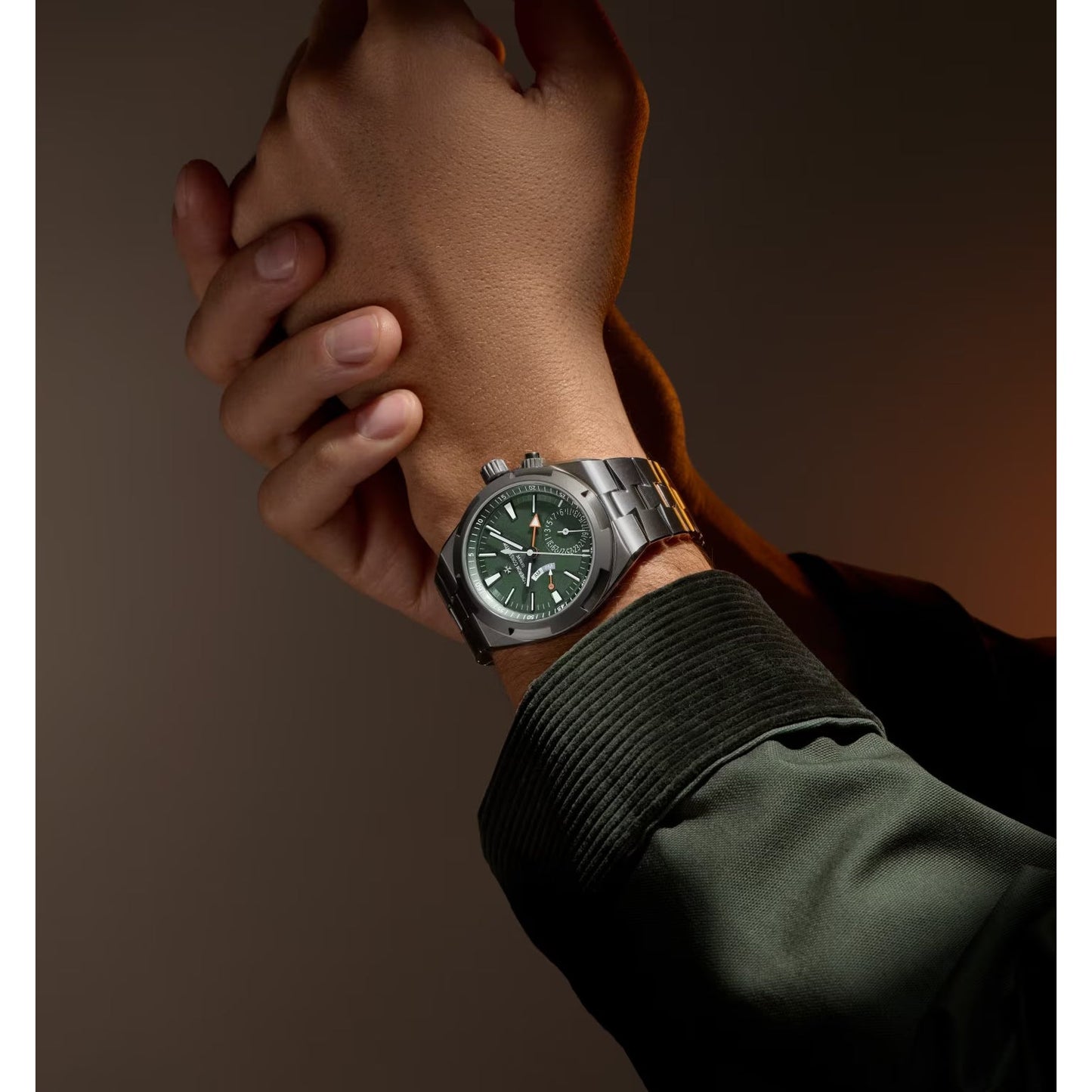 Vacheron Constantin - Overseas Dual Time Green Dial Titanium (7930V/210T - H075)