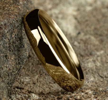 Benchmark - 18k Yellow Gold Comfort Fit Wedding Band (4.5mm)