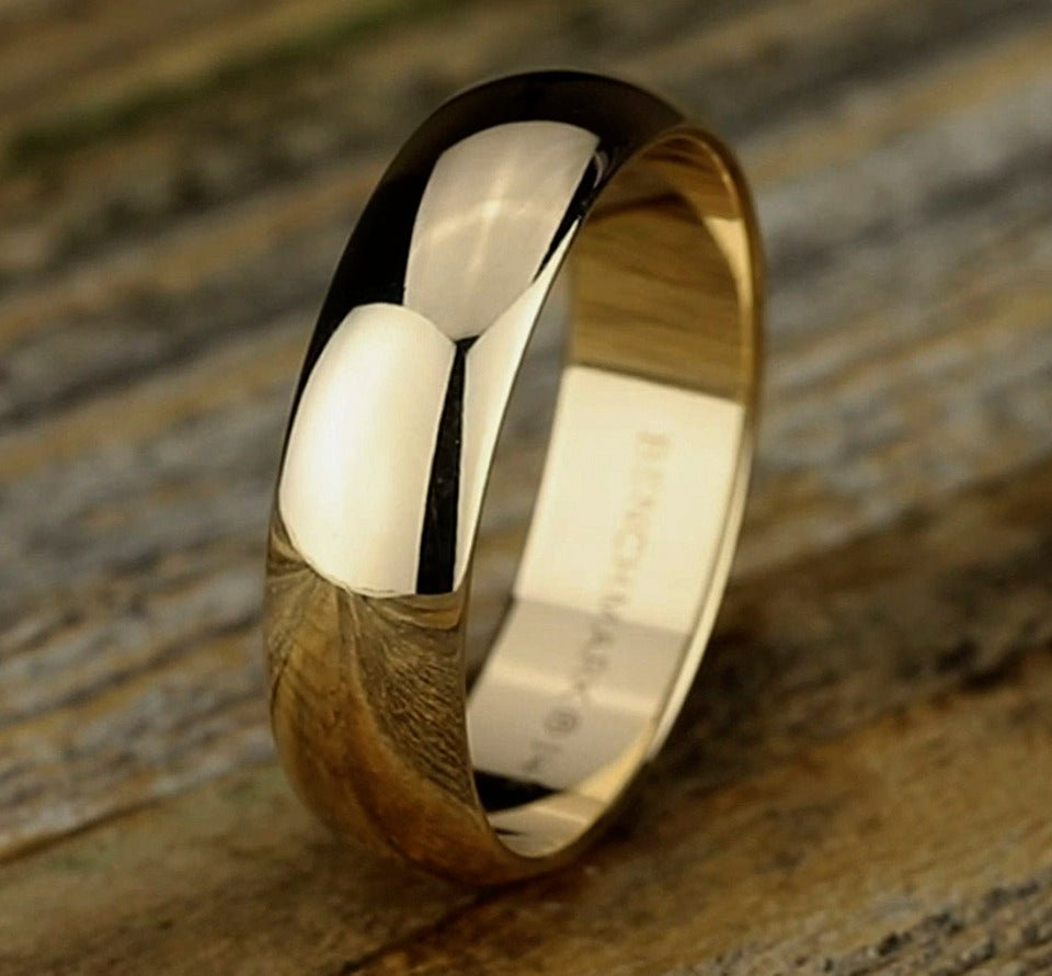 Benchmark - 18k Yellow Gold Comfort Fit Wedding Band (6mm)