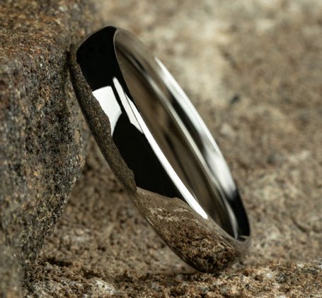 Benchmark - Platinum Comfort Fit Wedding Band (4.5mm)