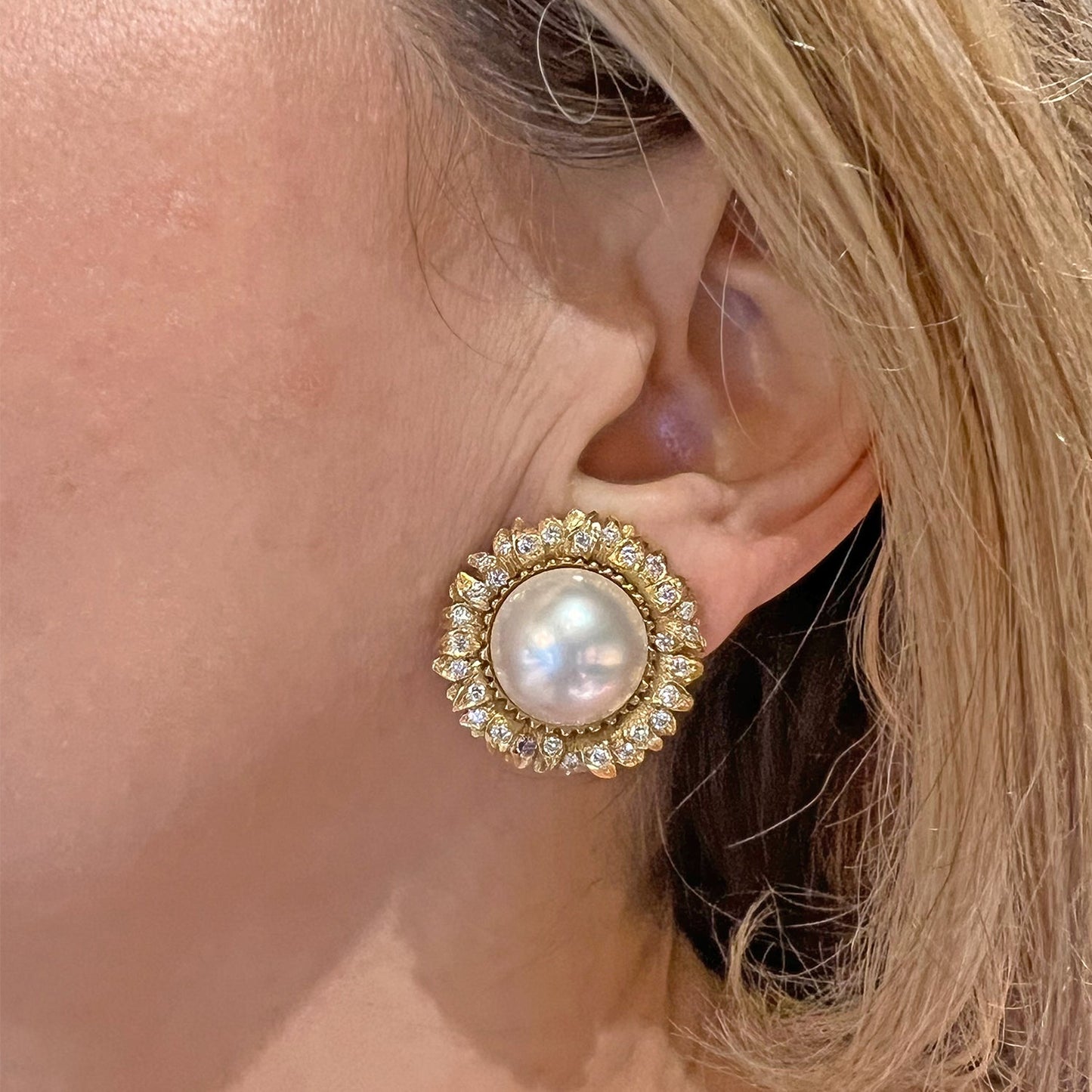 Bielka - 18k Gold Mabe Pearl Diamond Sunflower Earrings