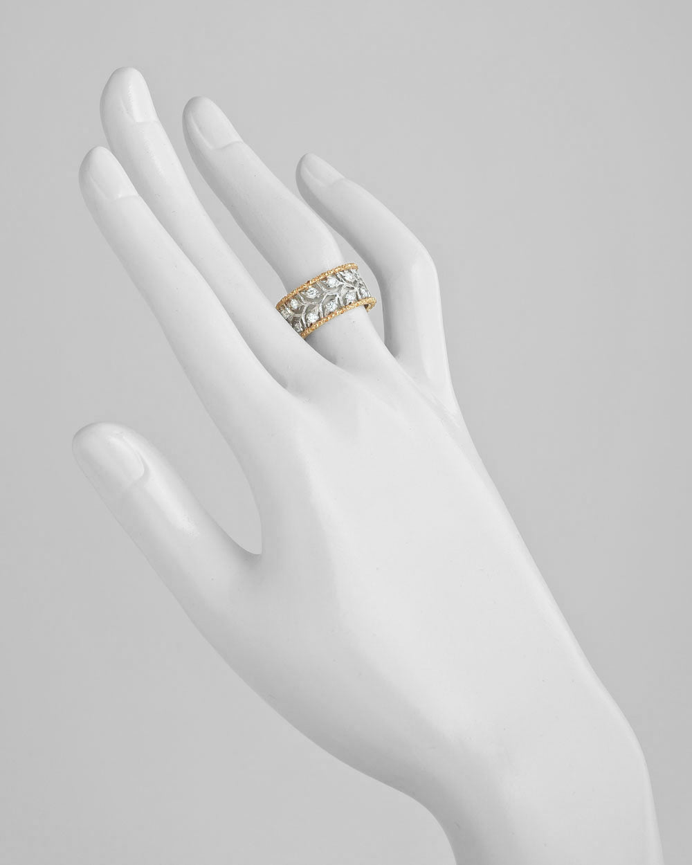 Buccellati - 18k Gold Diamond Ramage Band Ring
