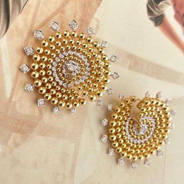 Greenleaf & Crosby - 18k Yellow Gold Bead Diamond Swirl Earclips