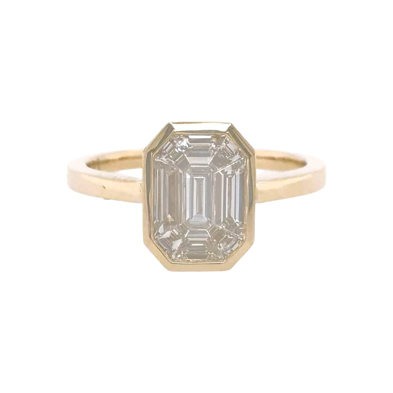 Greenleaf & Crosby - 18k Yellow Gold Diamond Cluster Ring