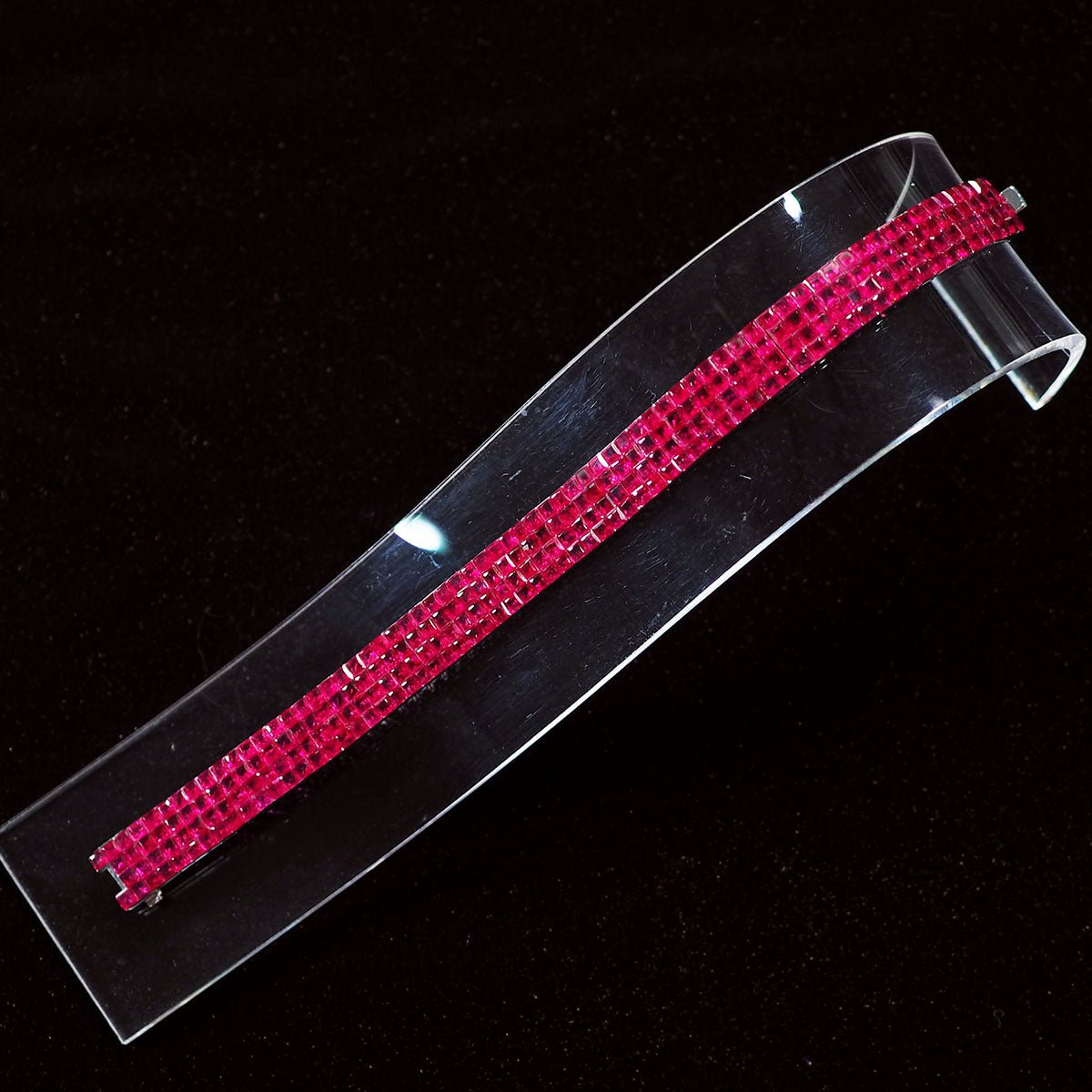 Greenleaf & Crosby - Invisibly-Set Ruby Line Bracelet