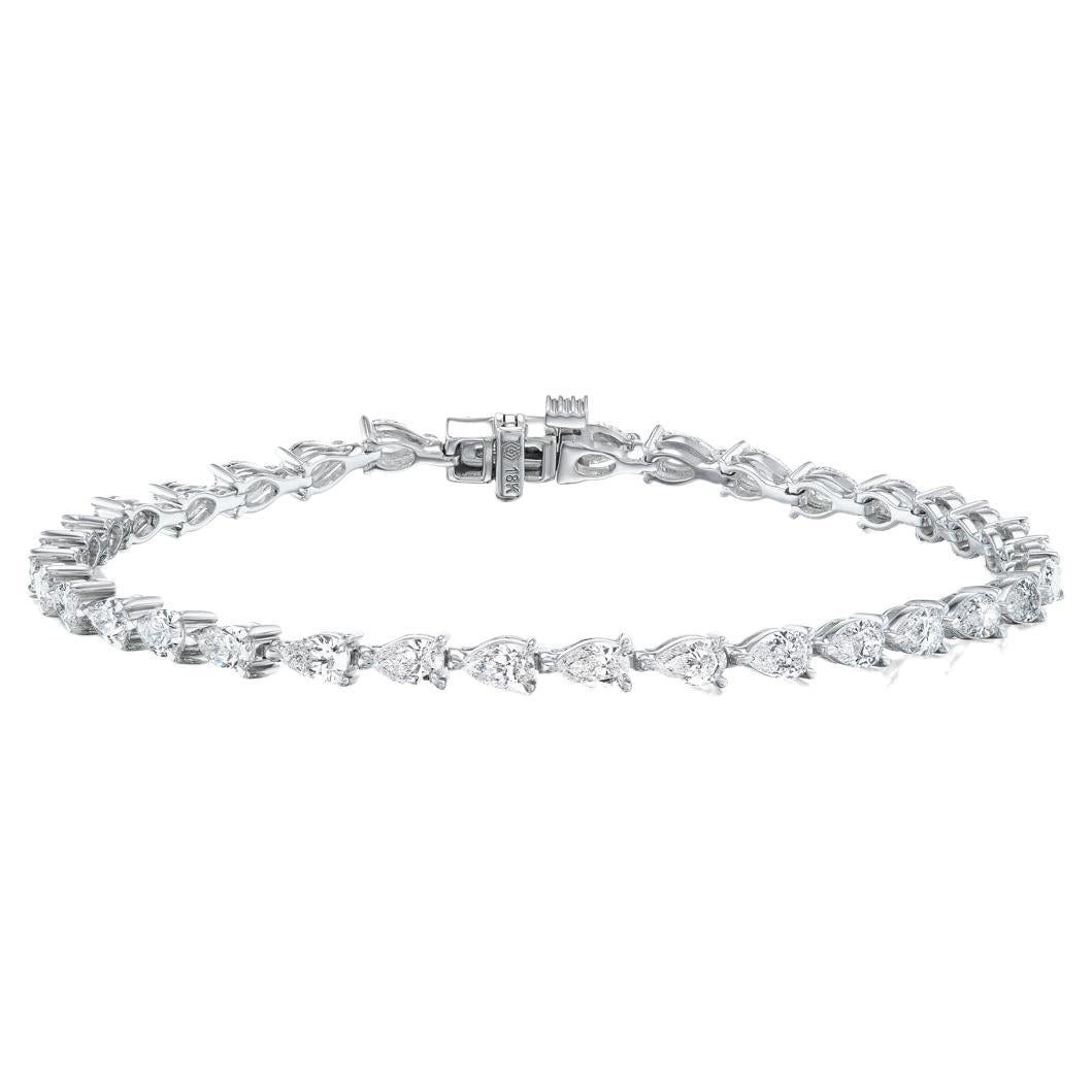 Greenleaf & Crosby - Pear-Shaped Diamond Line Bracelet
