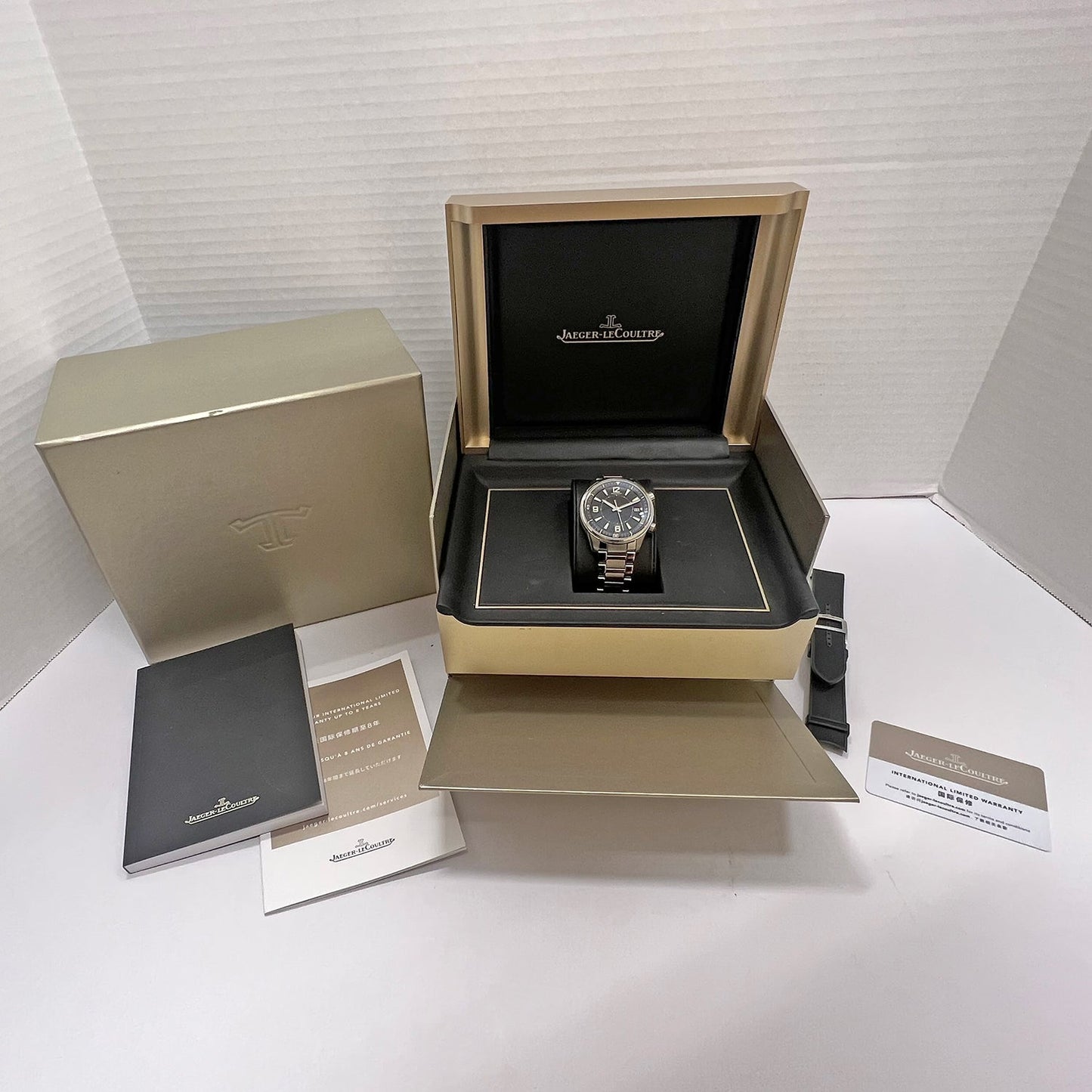 Jaeger-LeCoultre - Polaris Date Steel (Q9068671)