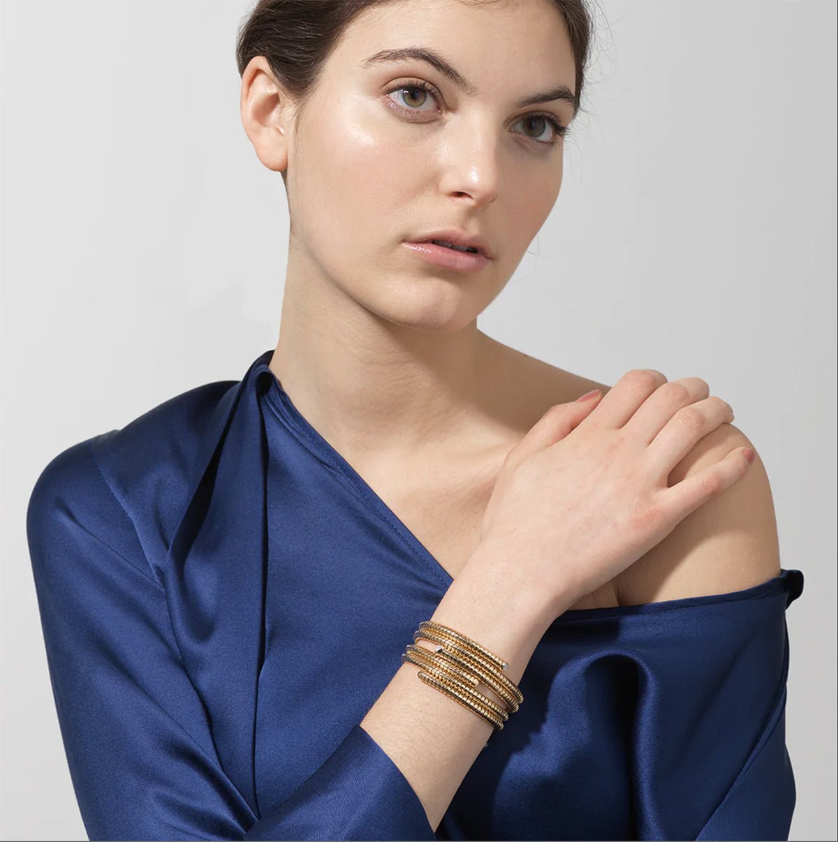 Marina B - 18k Yellow Gold Diamond Trisolina Cuff
