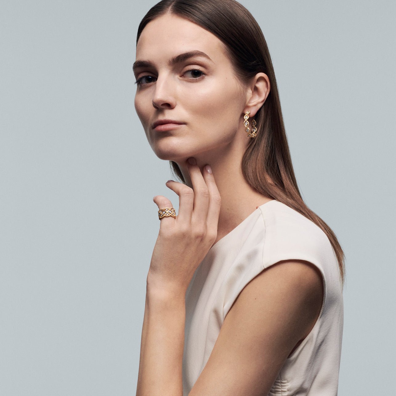 Buccellati - 18k Gold Diamond Étoilée Hoop Earrings