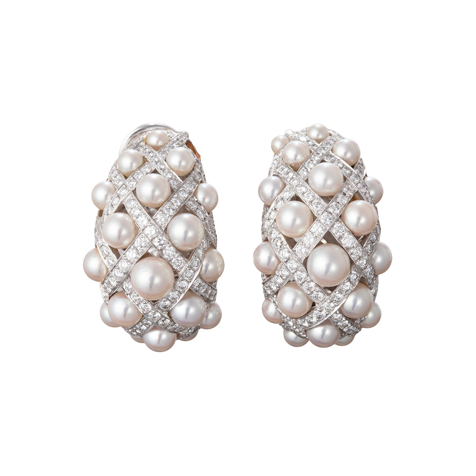 Chanel - 18k White Gold Pearl Diamond Matelassé Earrings
