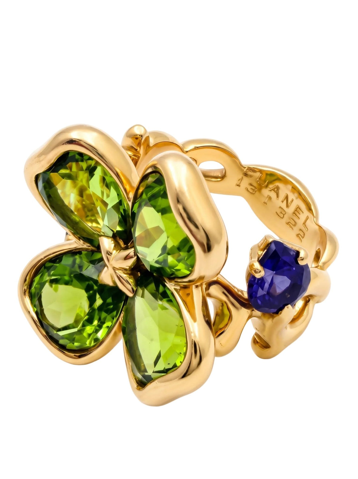 Chanel - 18k Yellow Gold Peridot Iolite Clover Ring