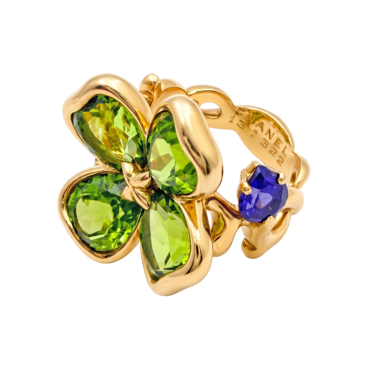 Chanel - 18k Yellow Gold Peridot Iolite Clover Ring