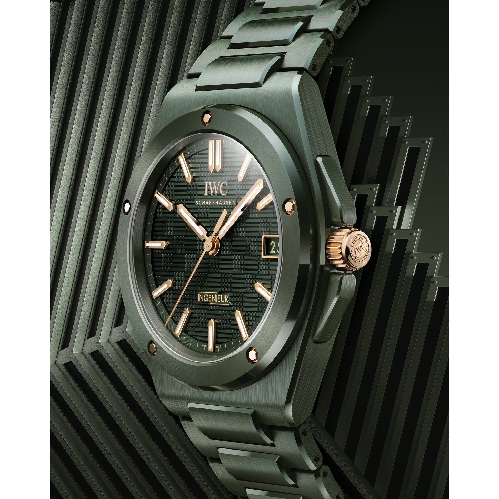 IWC Schaffhausen - Ingenieur Automatic 42 Green Olive Ceramic (IW338902)