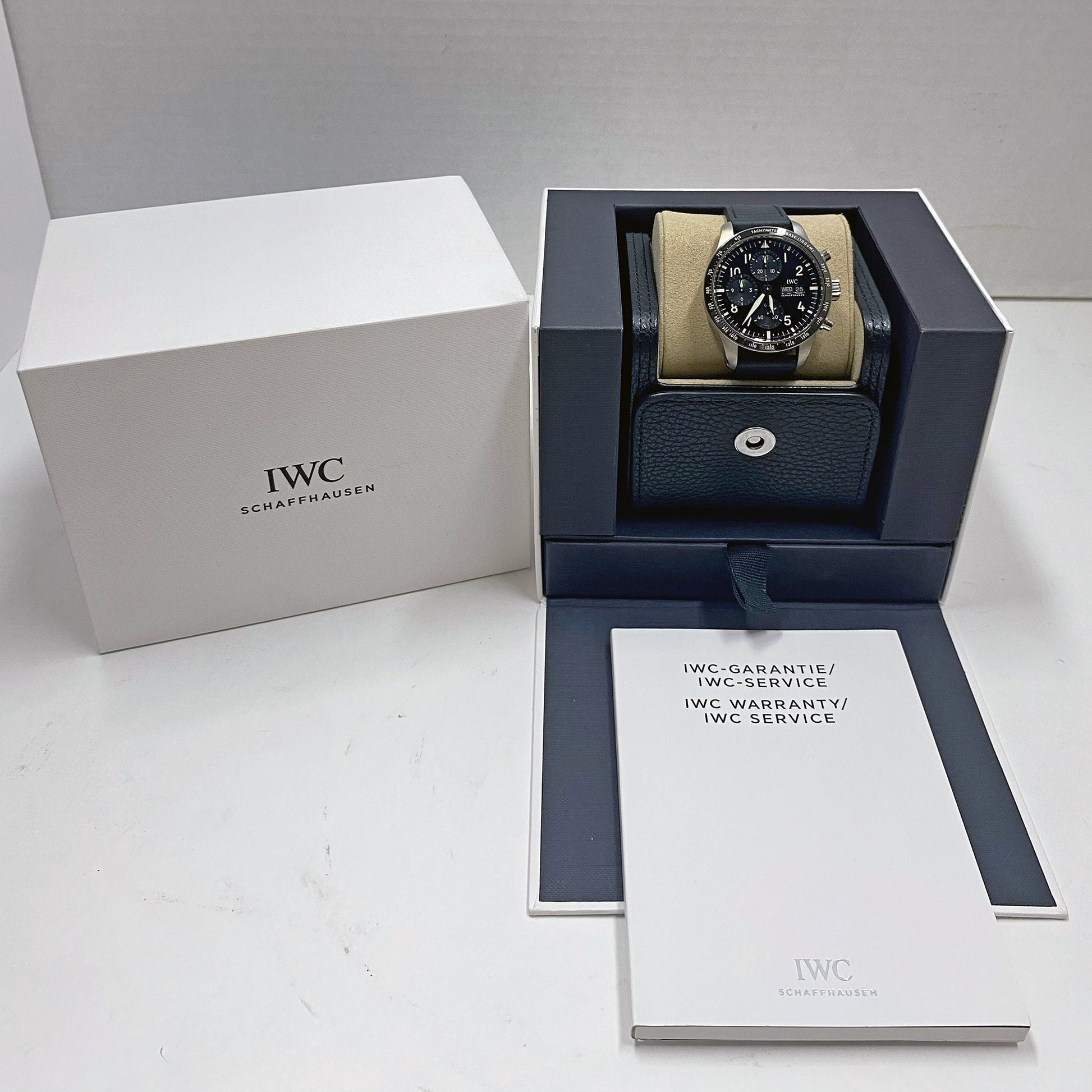 IWC Schaffhausen - Pre - Owned Pilot’s Watch Performance Chrono 41 AMG (IW388305)