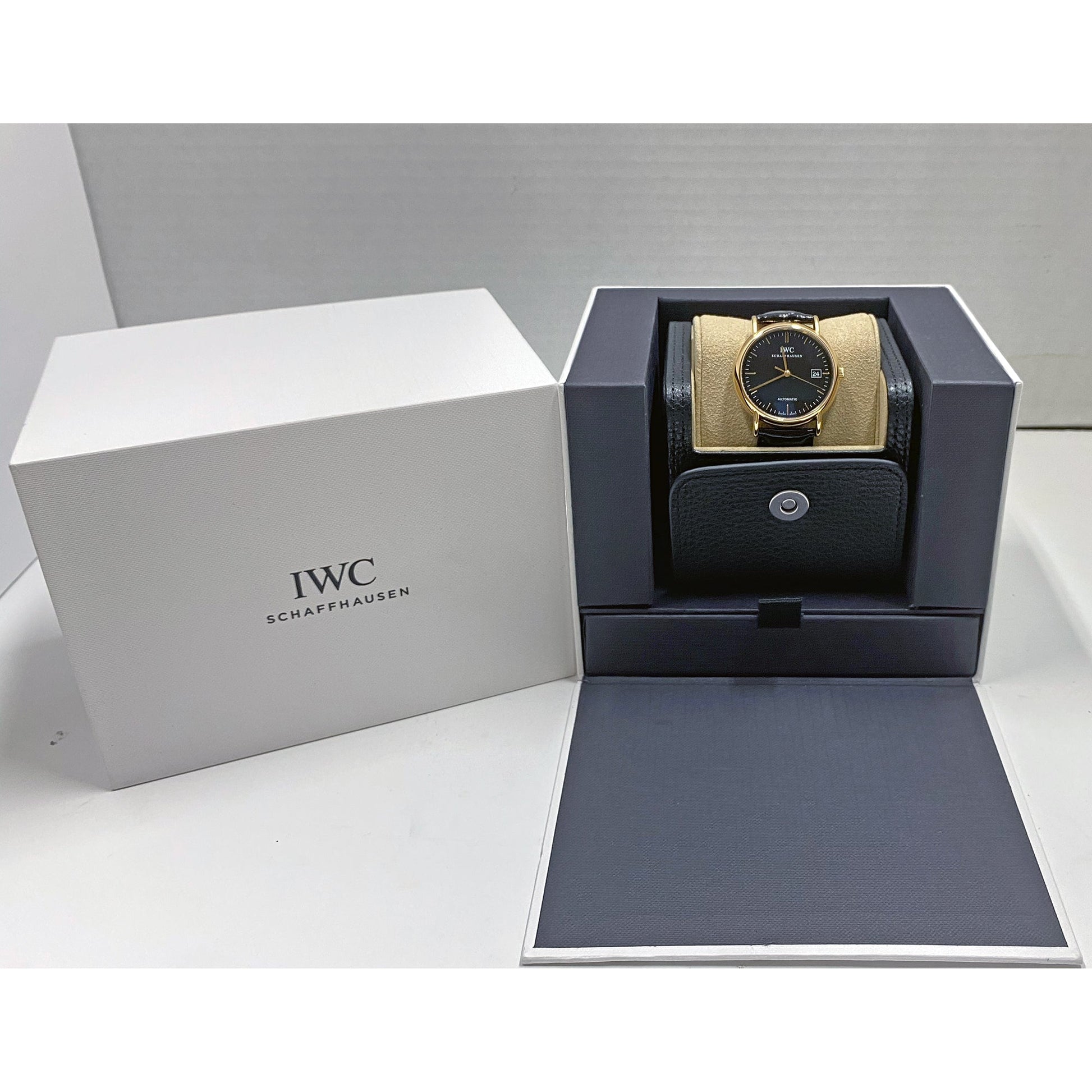 IWC Schaffhausen - Pre-Owned Portofino Automatic 38mm Rose Gold (IW353320)