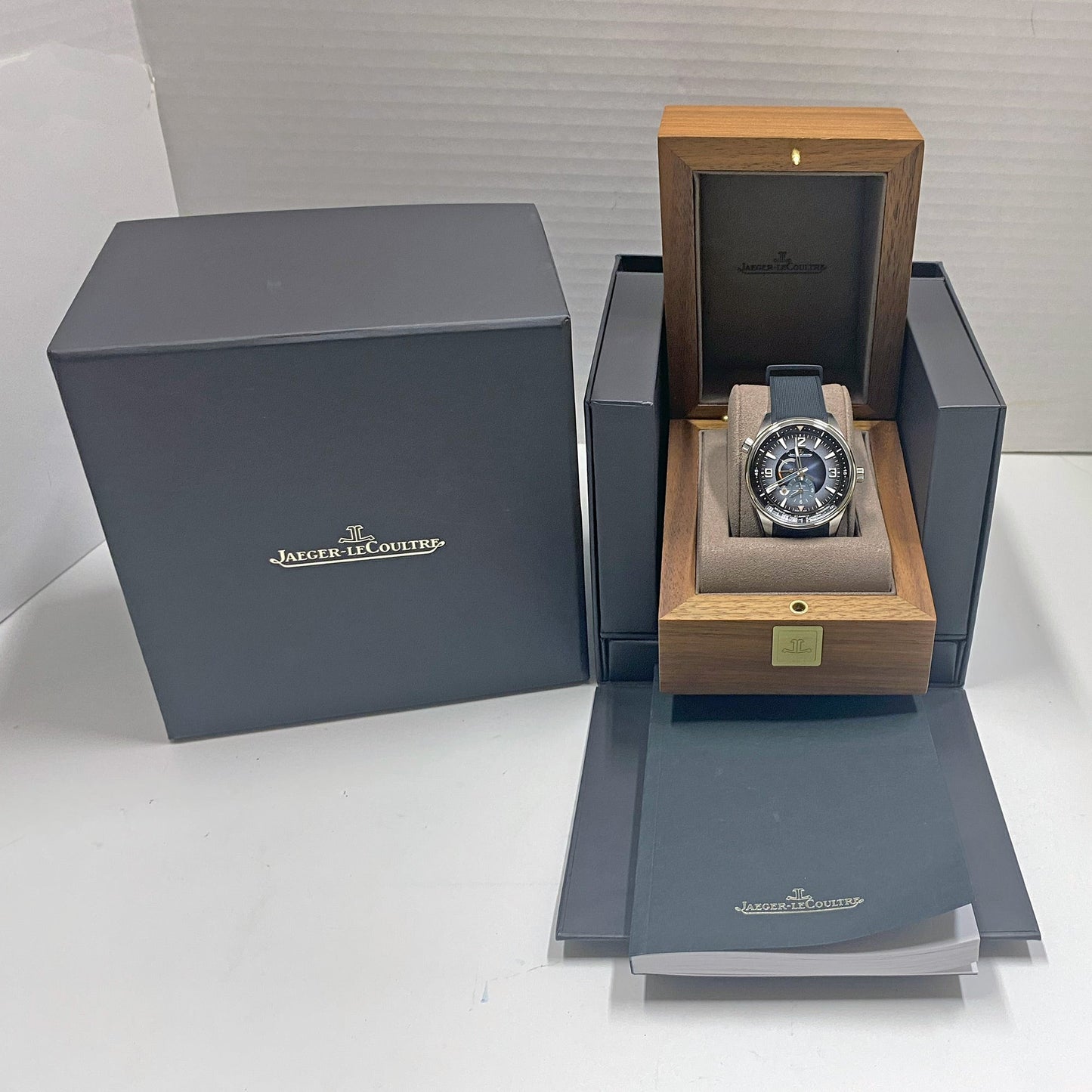 Jaeger-LeCoultre - Pre-Owned Polaris Geographic Ocean Gray Dial Steel (Q9078640)