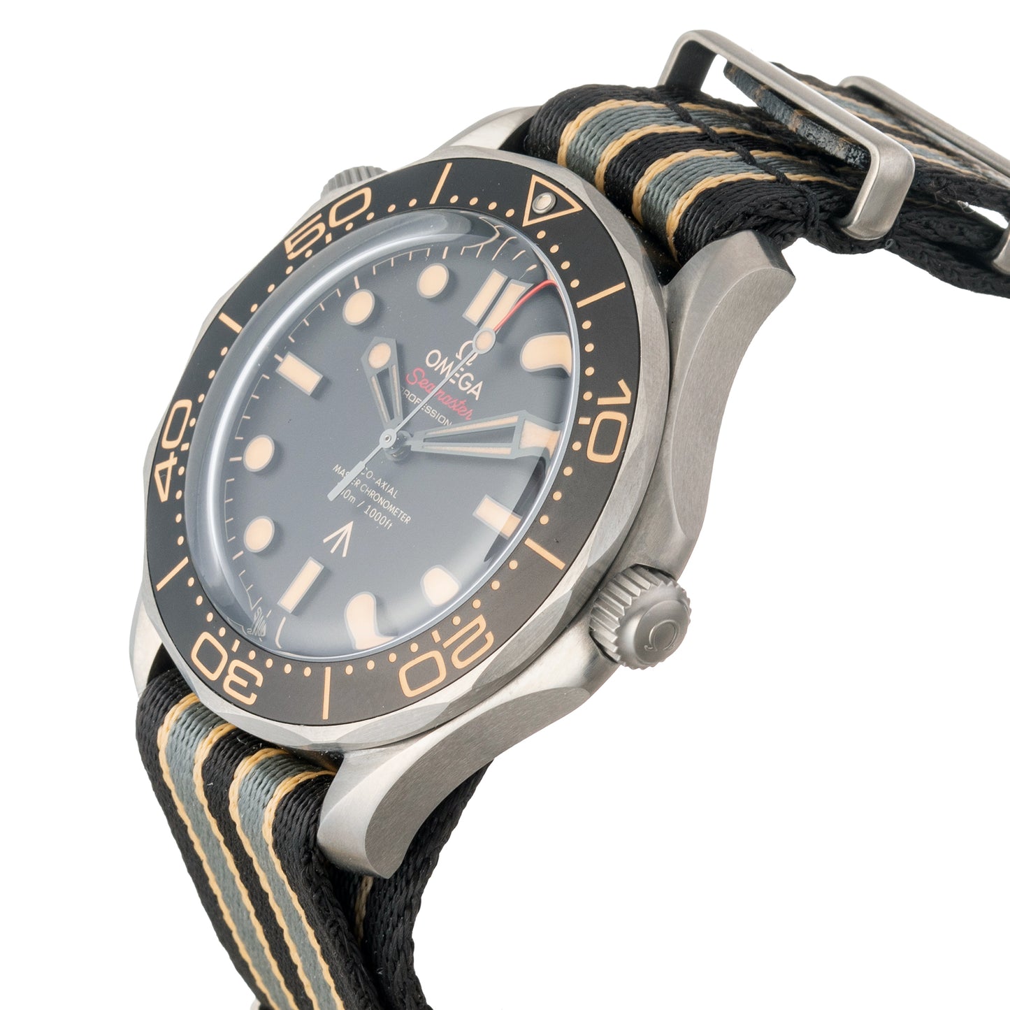 Seamaster Diver 300M 007 Edition (210.92.42.20.01.001)