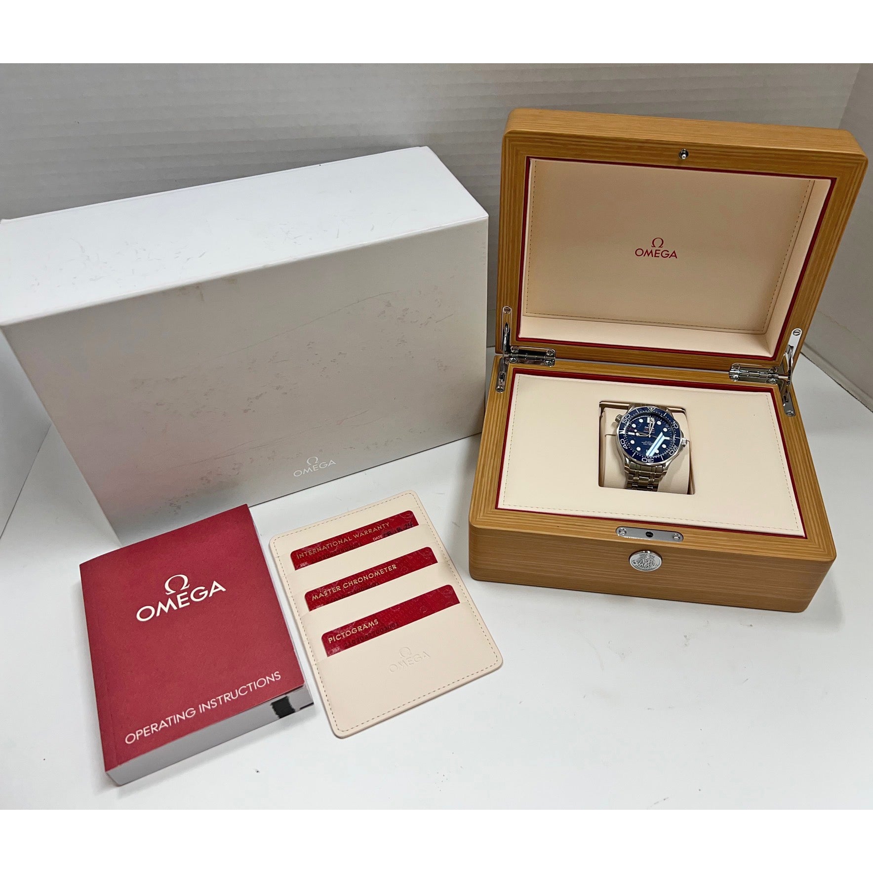 Omega - Seamaster Diver 300M Steel (210.30.42.20.03.001)