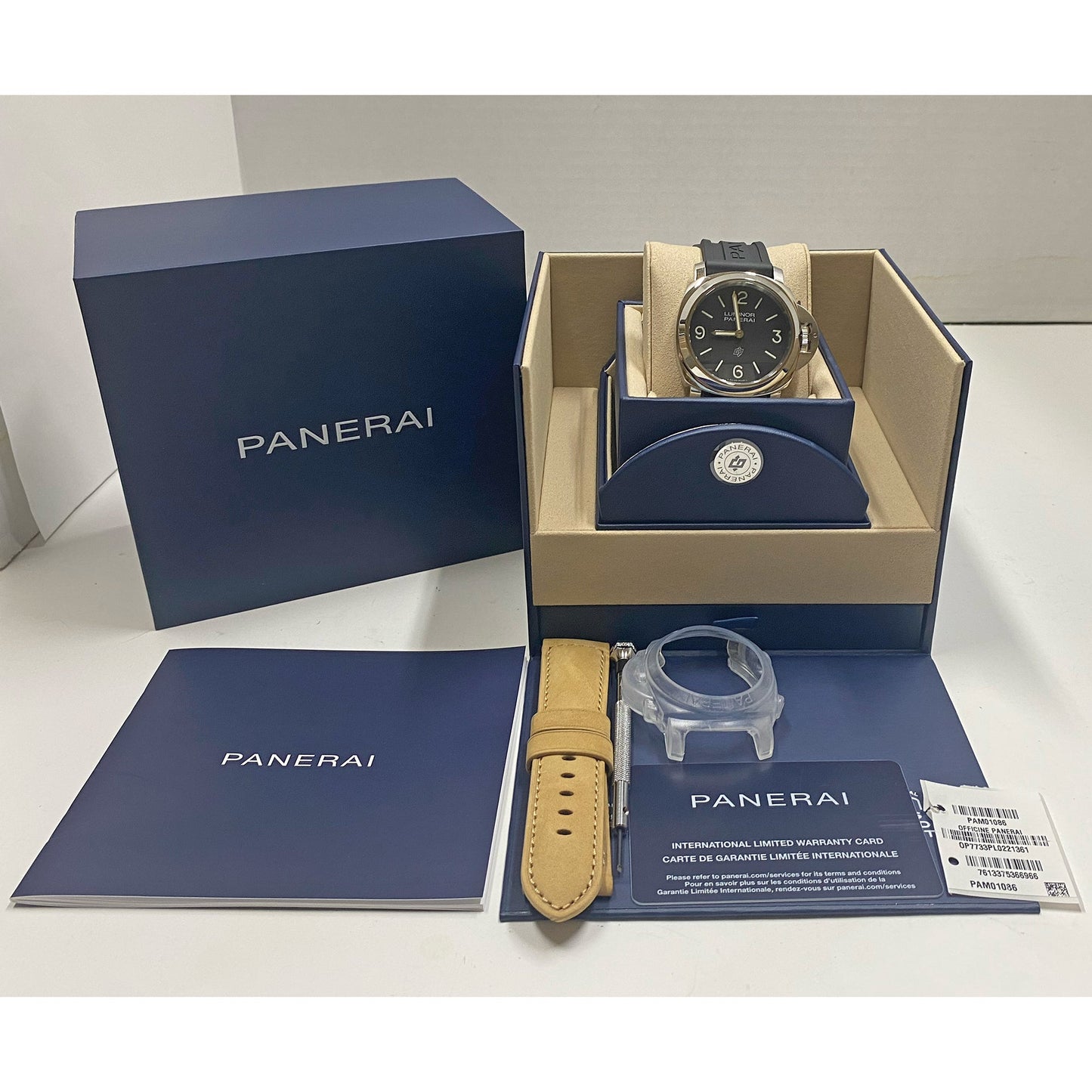 Panerai - Pre-Owned Luminor Base 44mm Black Dial Watch (PAM01086)