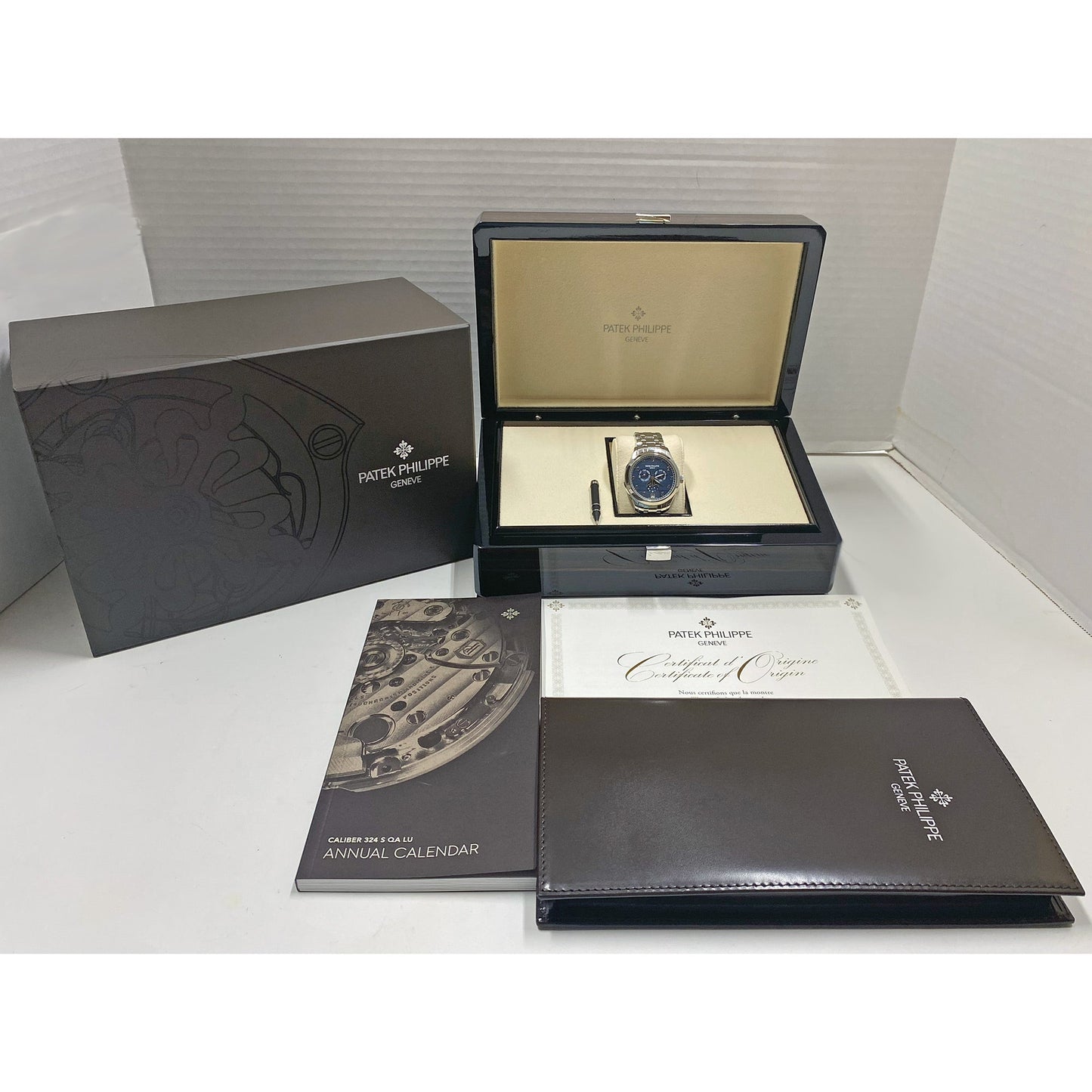Patek Philippe - Annual Calendar Blue Dial Steel (4947/1A-001)