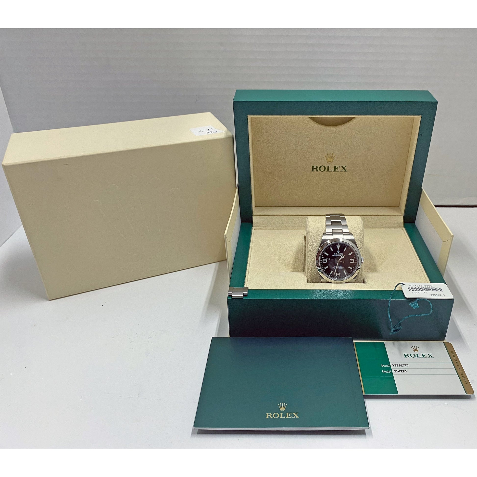 Rolex - Explorer 39 Oystersteel (214270-0001)