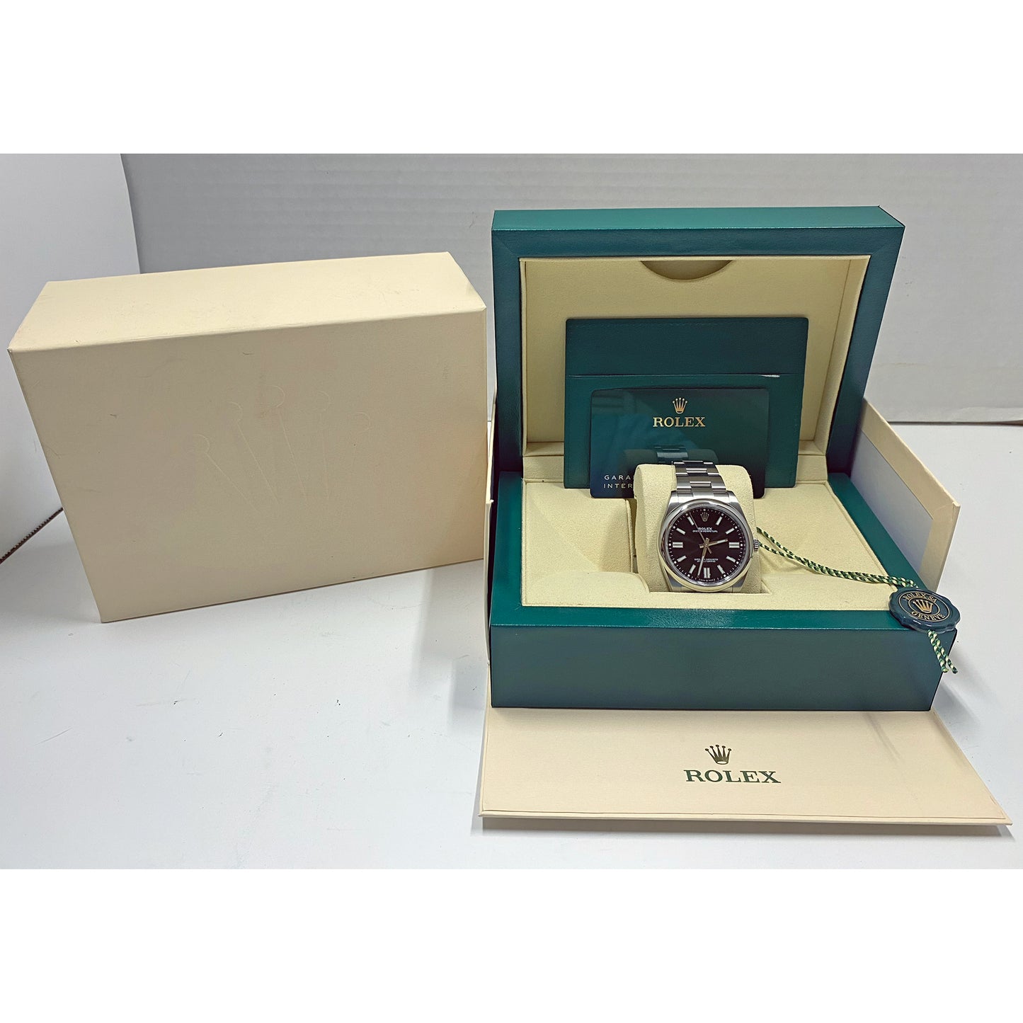 Oyster Perpetual 41 Black Dial Watch (124300-0002)