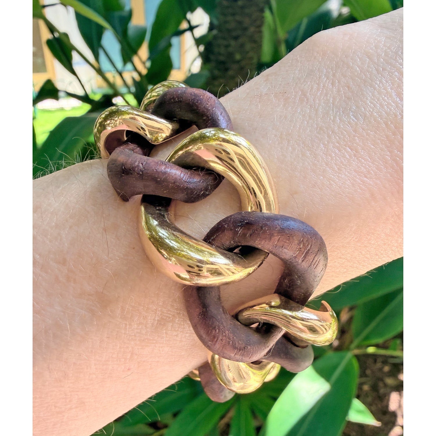 Seaman Schepps - 18k Yellow Gold Walnut Wood Medium Link Bracelet