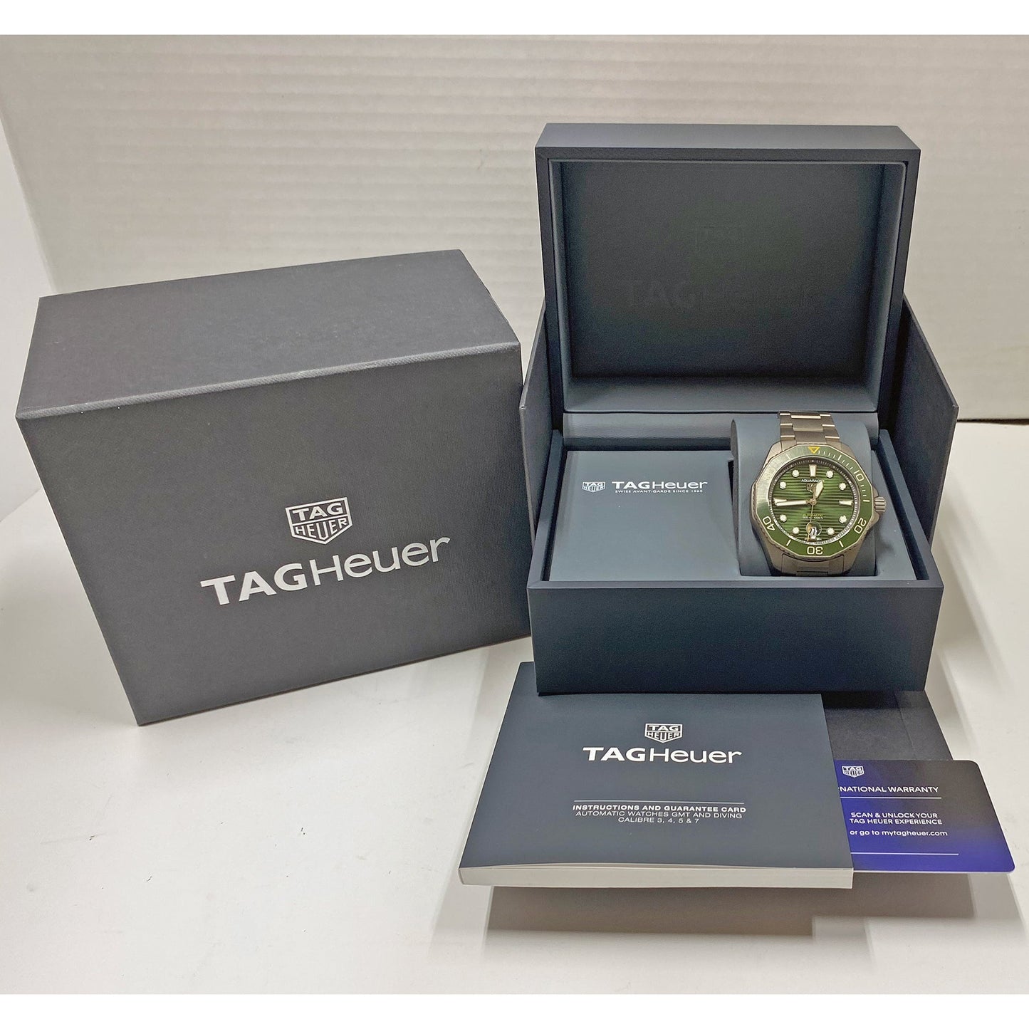 TAG Heuer - Aquaracer Professional 300 Titanium (WBP208B.BF0631)