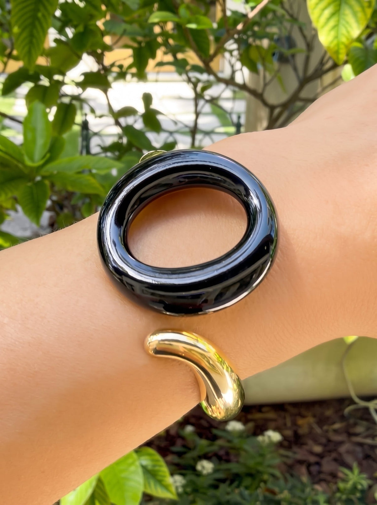 Tiffany & Co - Elsa Peretti 18k Gold Black Jade Sevillana Cuff Bracelet