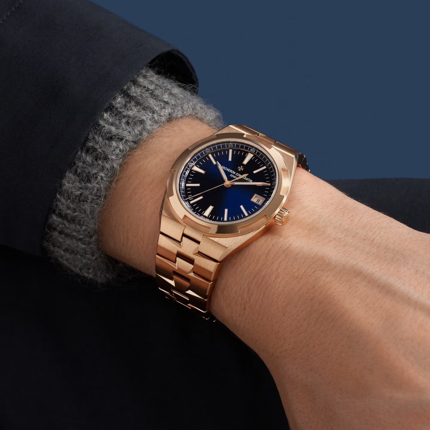 Vacheron Constantin - Overseas Self - Winding 41mm (4520V/210R - B705)