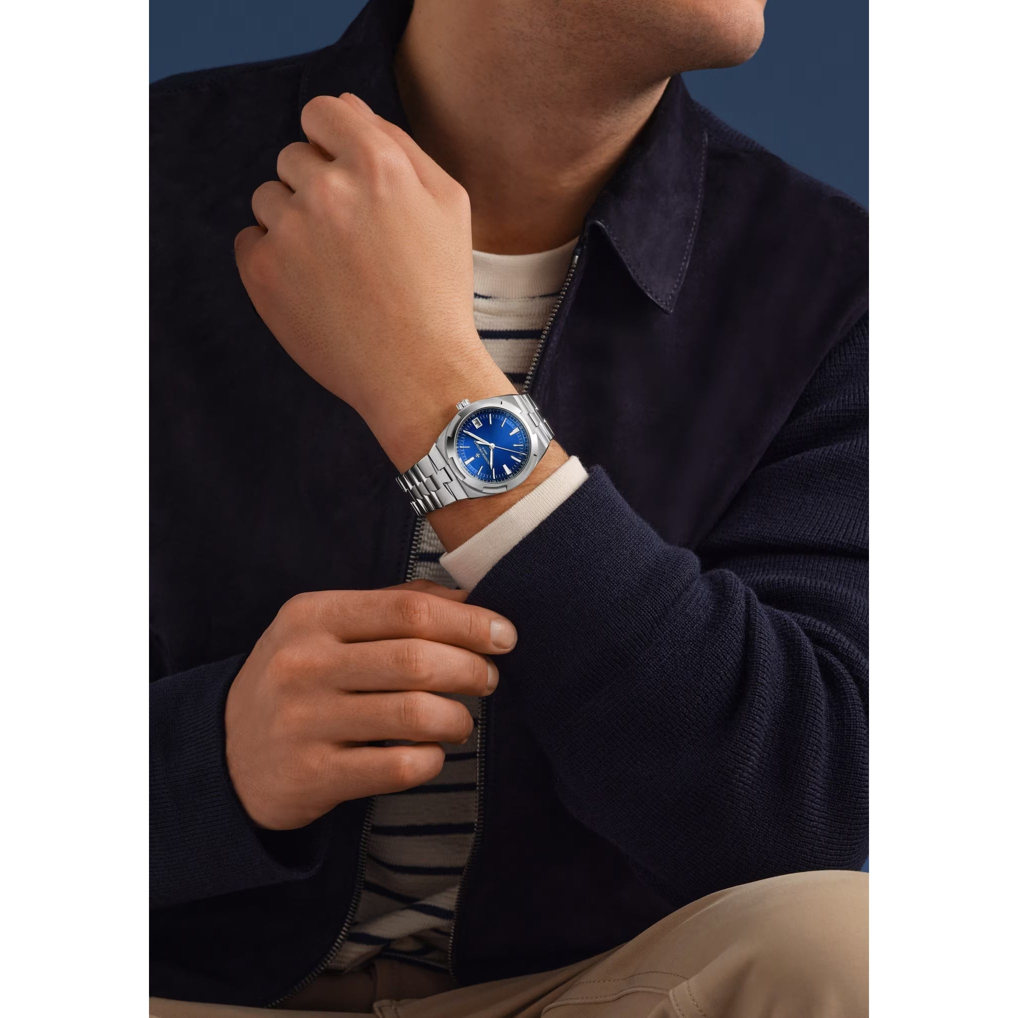 Vacheron Constantin Overseas 41mm Blue Dial Steel 4520V/210A-B128