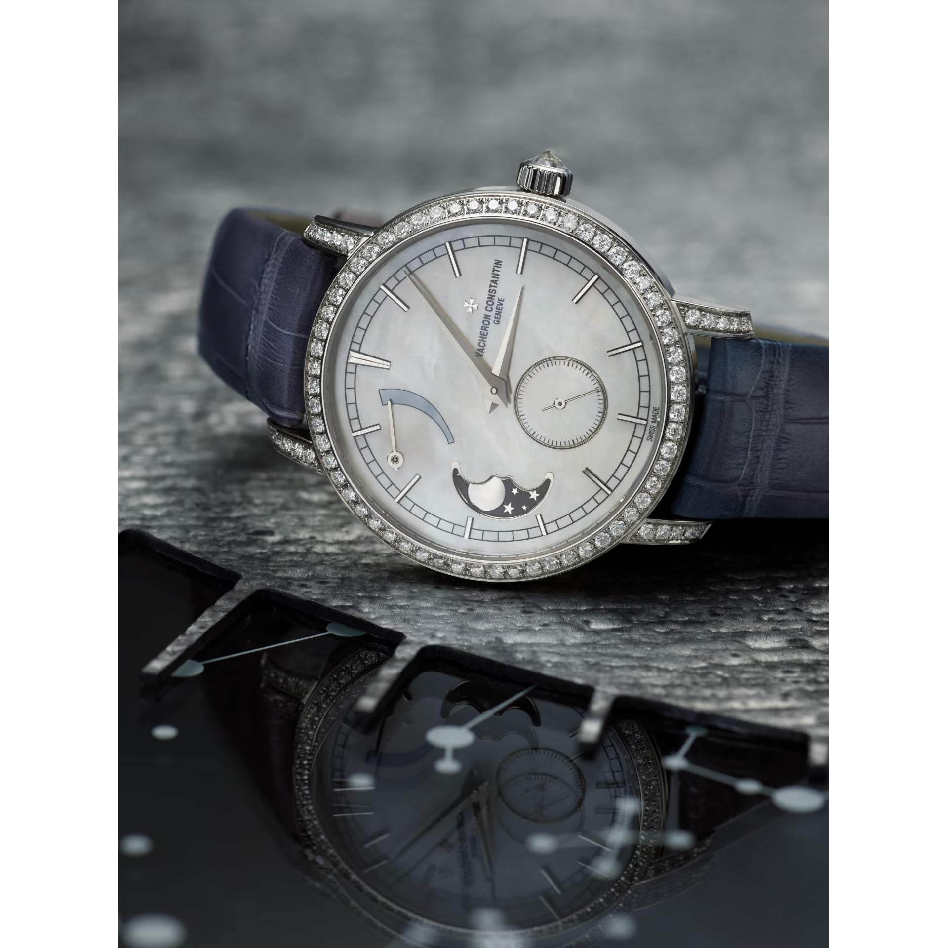 Vacheron Constantin - Traditionnelle Moon Phase 36mm White Gold (83570/000G - 9916)