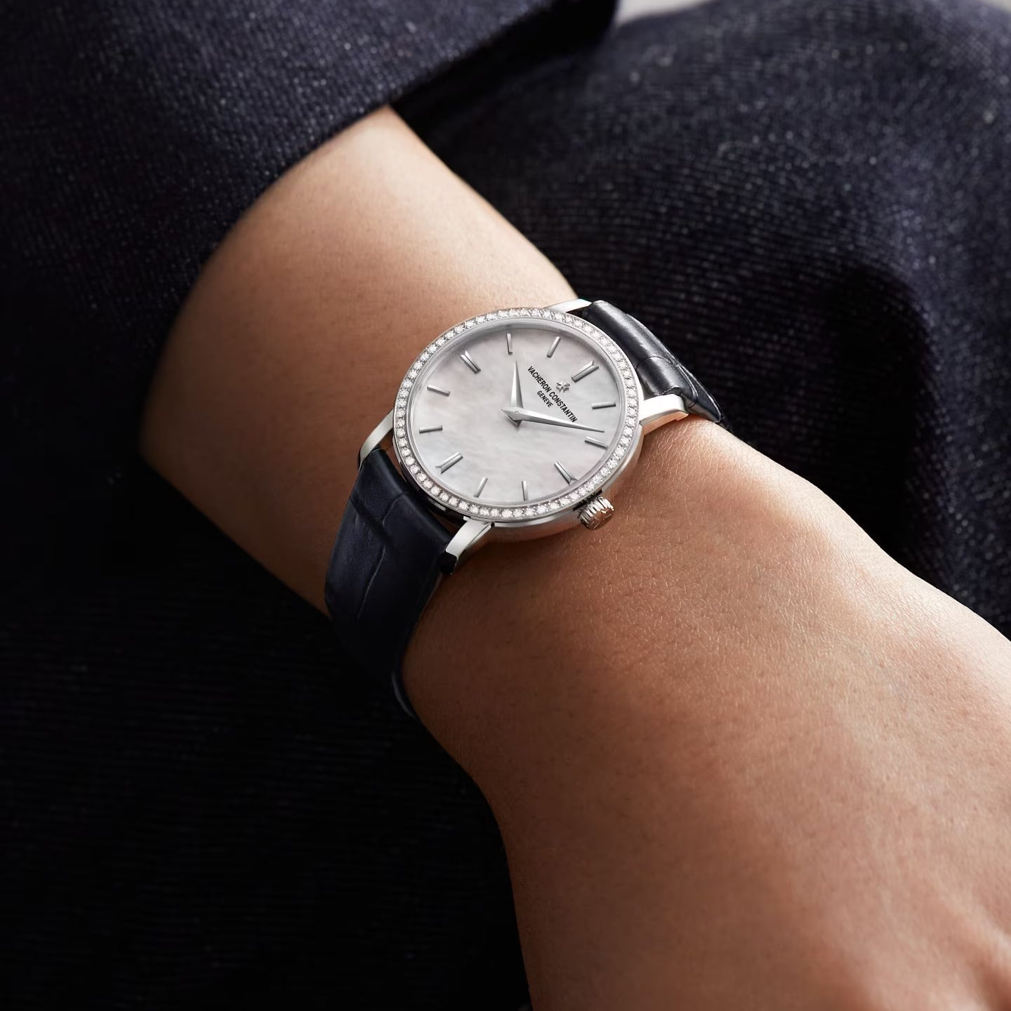 Vacheron Constantin - Traditionnelle Quartz 30mm White Gold Diamond Bezel (25558/000G - B157)