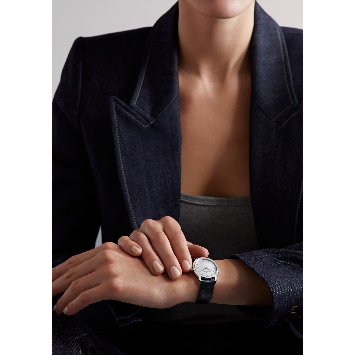 Vacheron Constantin - Traditionnelle Quartz 30mm White Gold Diamond Bezel (25558/000G - B157)