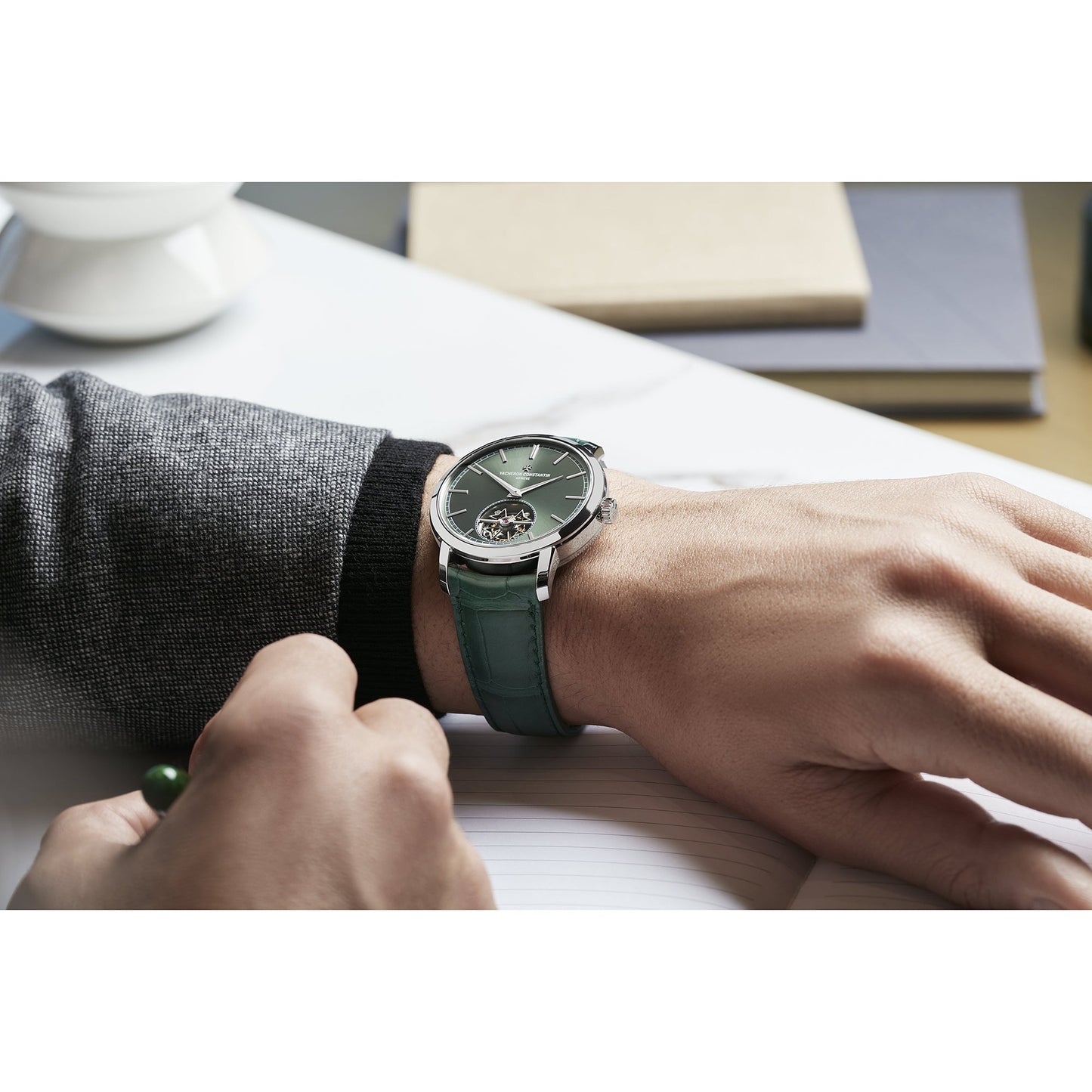 Vacheron Constantin - Traditionnelle Tourbillon Platinum (6000T/000P - H025)