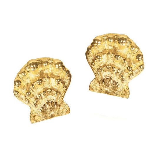 Verdura - 18k Yellow Gold Lion's Paw Shell Earrings