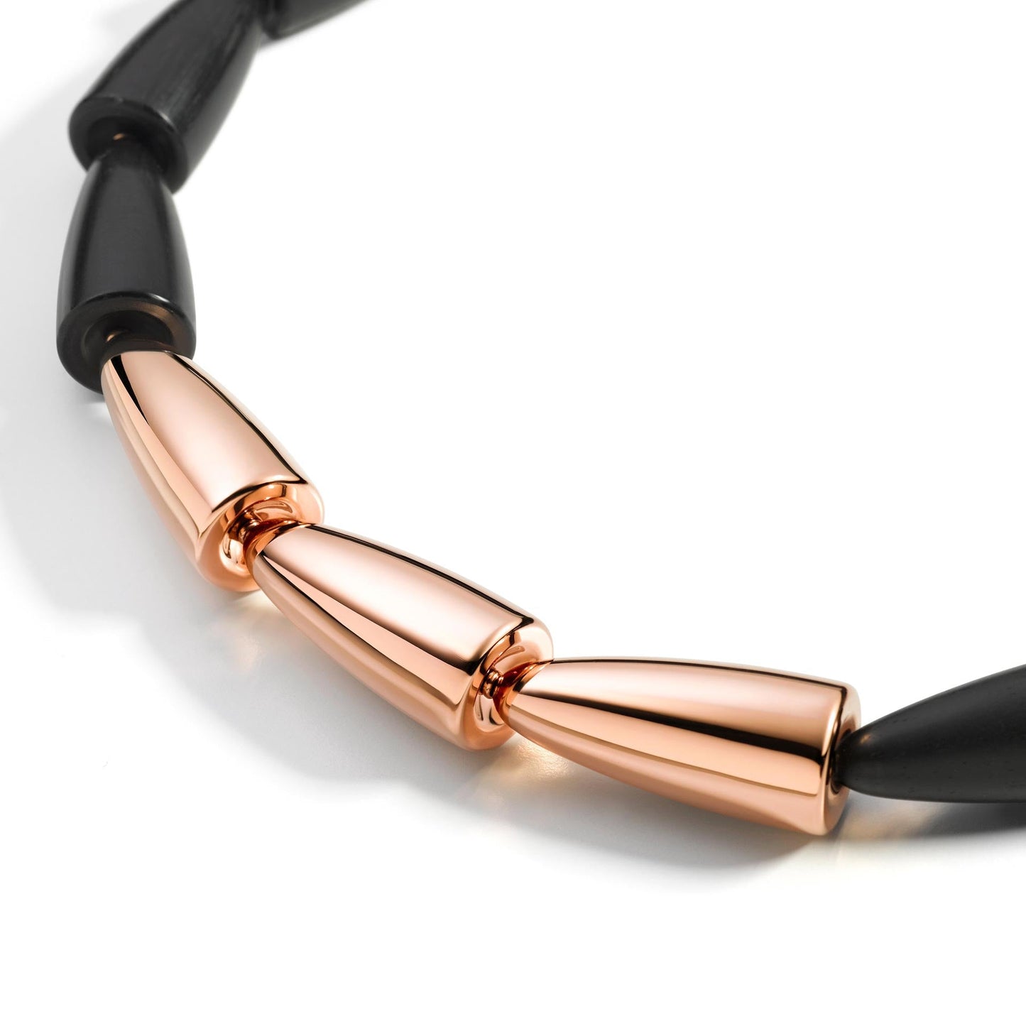 Vhernier - 18k Rose Gold Ebony Calla Necklace