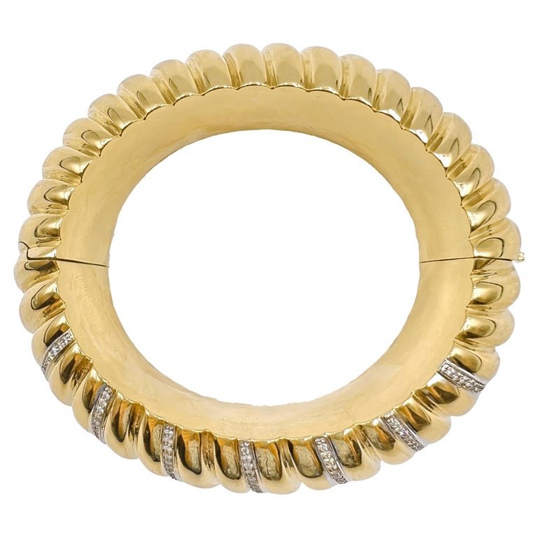 Estate Collection - Faraone Mennella 18k Yellow Gold Diamond Bangle